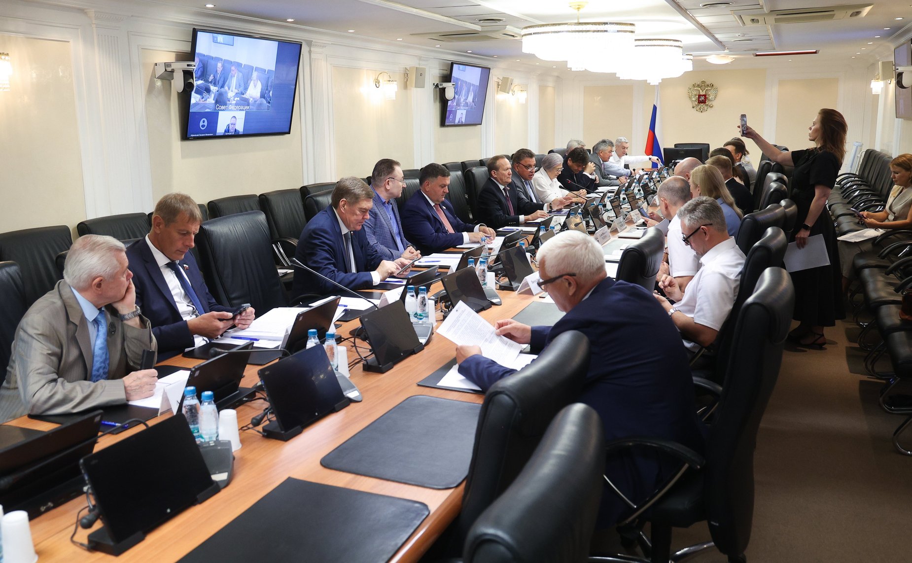 Круглый стол на тему «Качество и безопасность строительных материалов: защита прав потребителей в современных условиях»