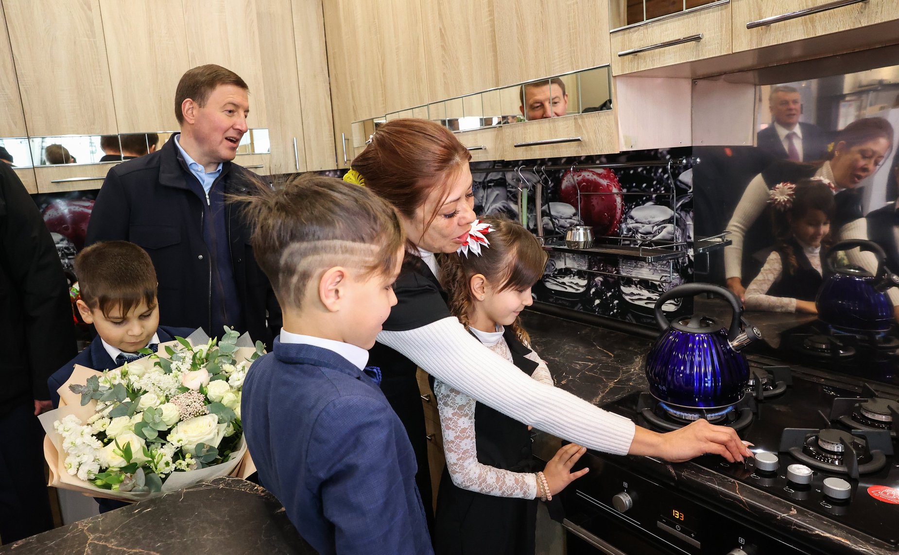 Первый заместитель Председателя Совета Федерации Андрей Турчак посетил Щекинский район Тульской области и принял участие в торжественных мероприятиях по пуску газа в рамках программы социальной газификации домовладений