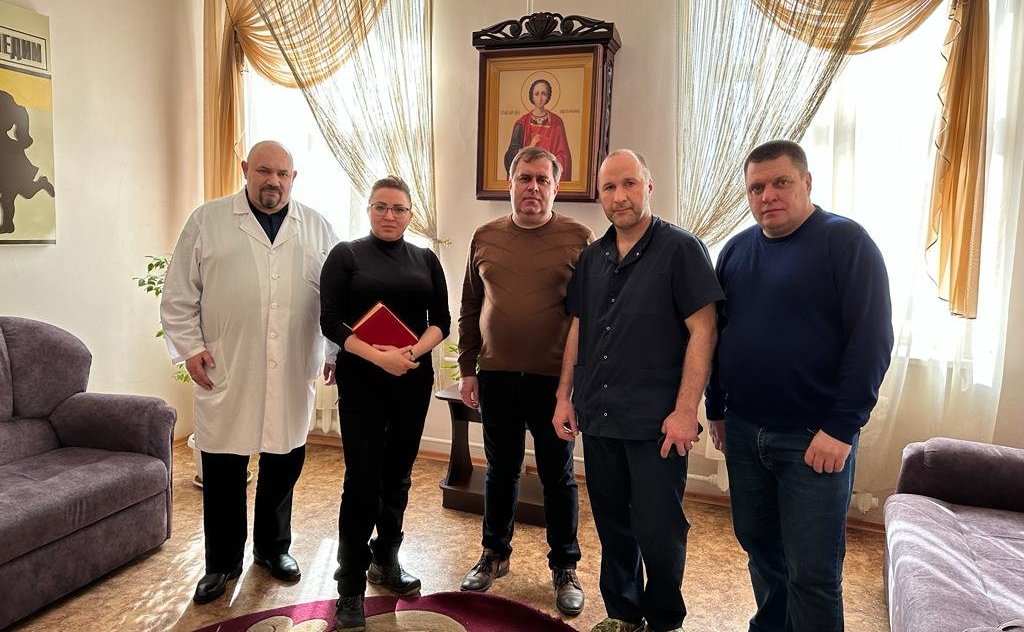 Елена Шумилова в Донецке передала бойцам груз, собранный совместно с благотворительным фондом «Добру Быть»