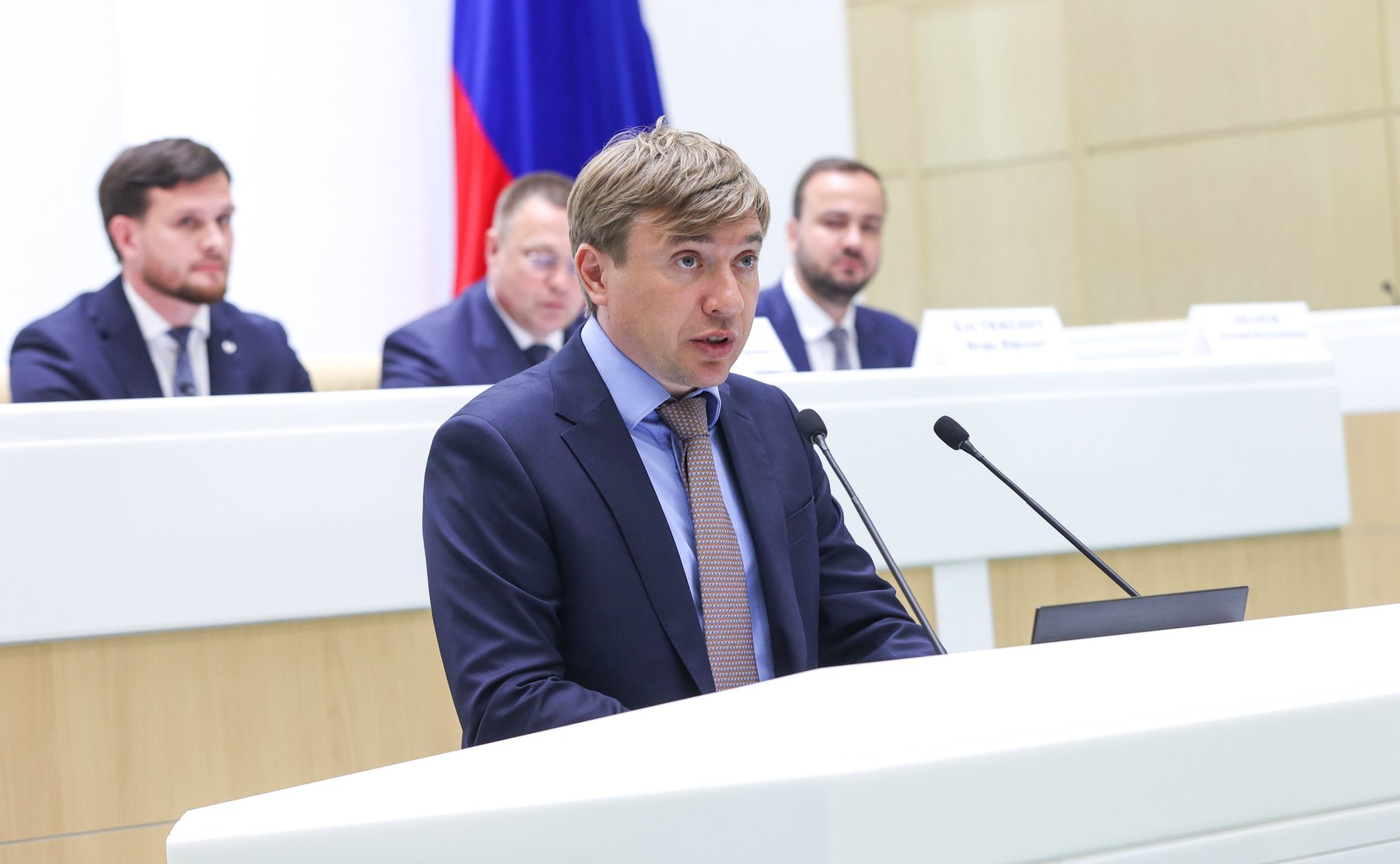 Заседание Палаты молодых законодателей при Совете Федерации