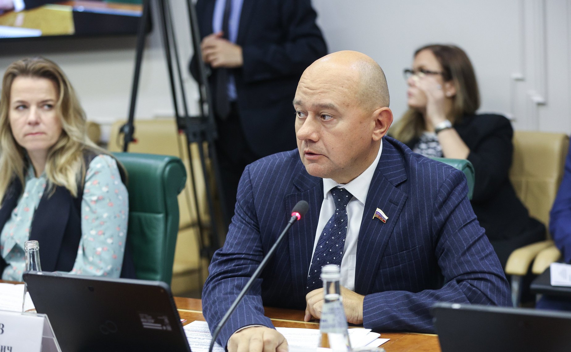 Заседание парламентской комиссии по расследованию преступных действий в отношении несовершеннолетних со стороны киевского режима