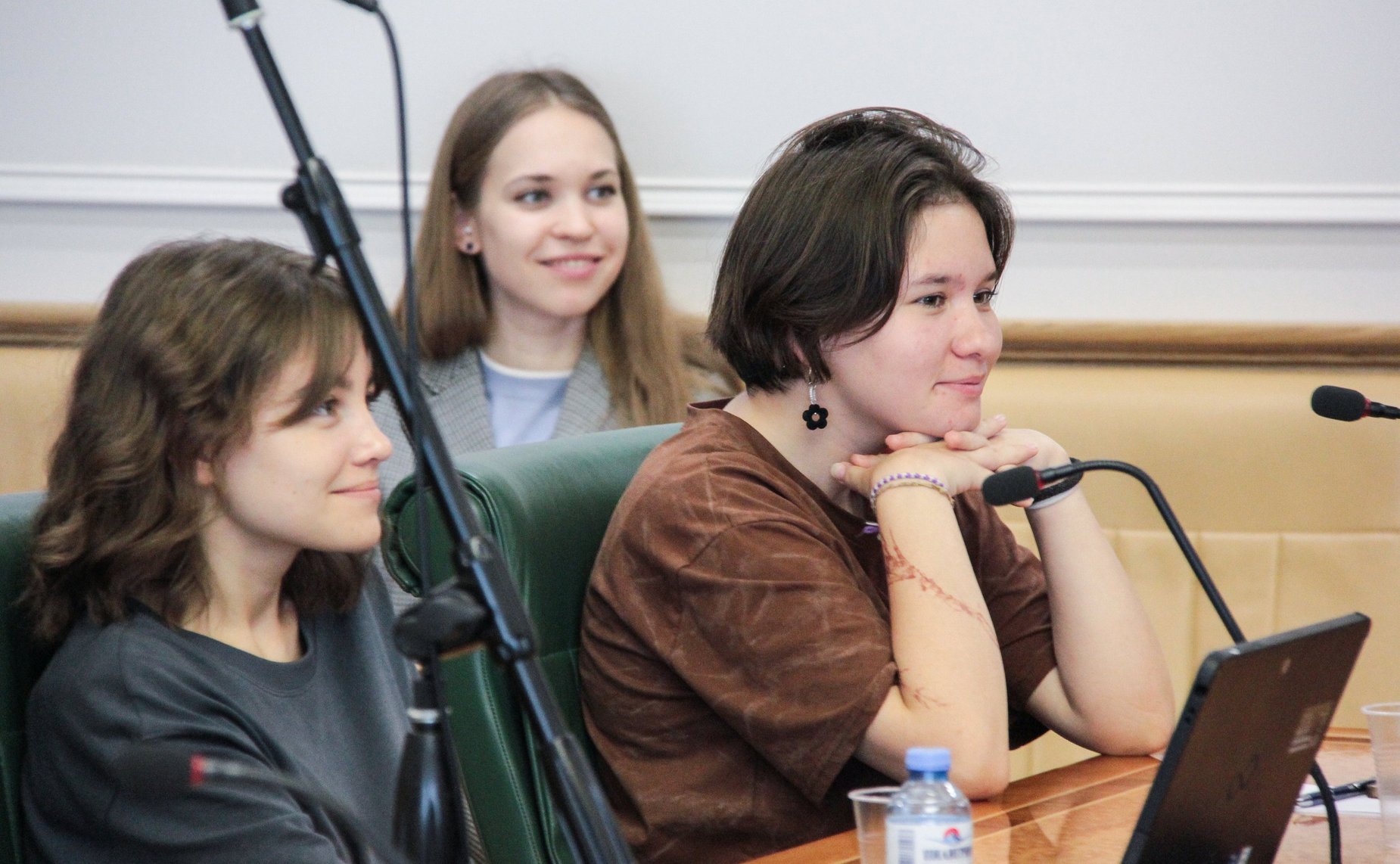 Встреча заместителя председателя Комитета СФ по международным делам Фарита Мухаметшина с детьми-победителями международного проекта «Территория успеха: Пегас»