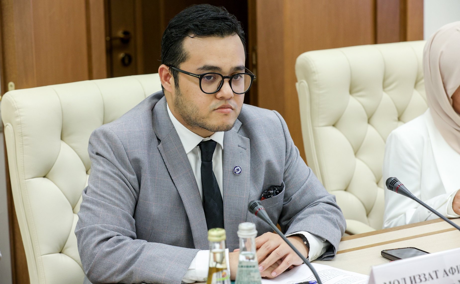 Встреча Александра Варфоломеева с Президентом Малазийского молодежного совета Мохдом Иззатом Афифи
