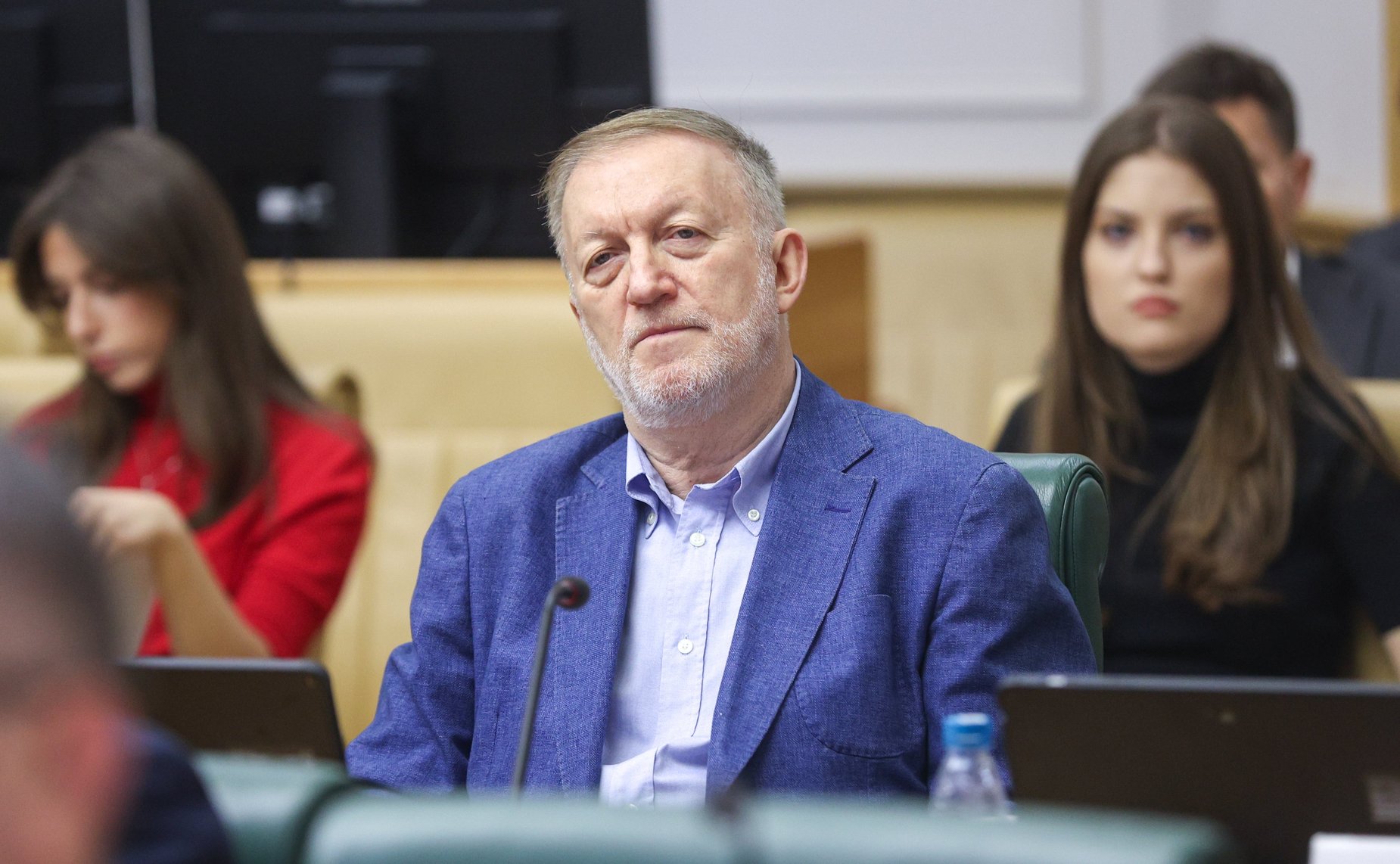 Круглый стол на тему «Особый порядок привлечения к административной ответственности судей и иных должностных лиц, выполняющих определенные государственные функции»