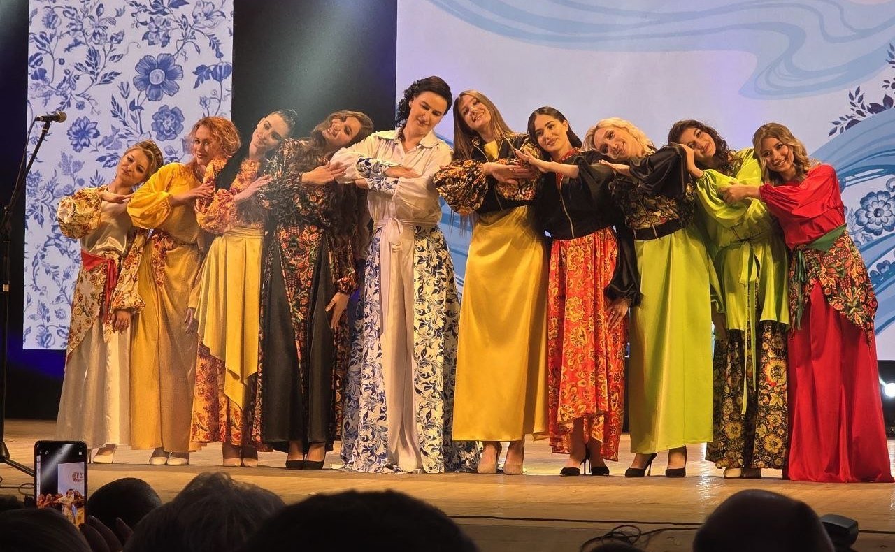 Ольга Бас приняла участие в мероприятии «Русский стиль» ЛНР