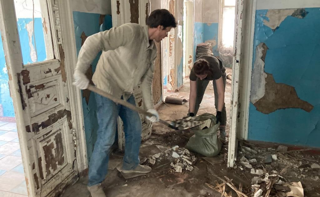 Юлия Лазуткина встретилась с молодыми добровольцами 35-го волонтерского лагеря Храма Святой мученицы Аллы в селе Чеботаевка Колышлейского района Пензенской области