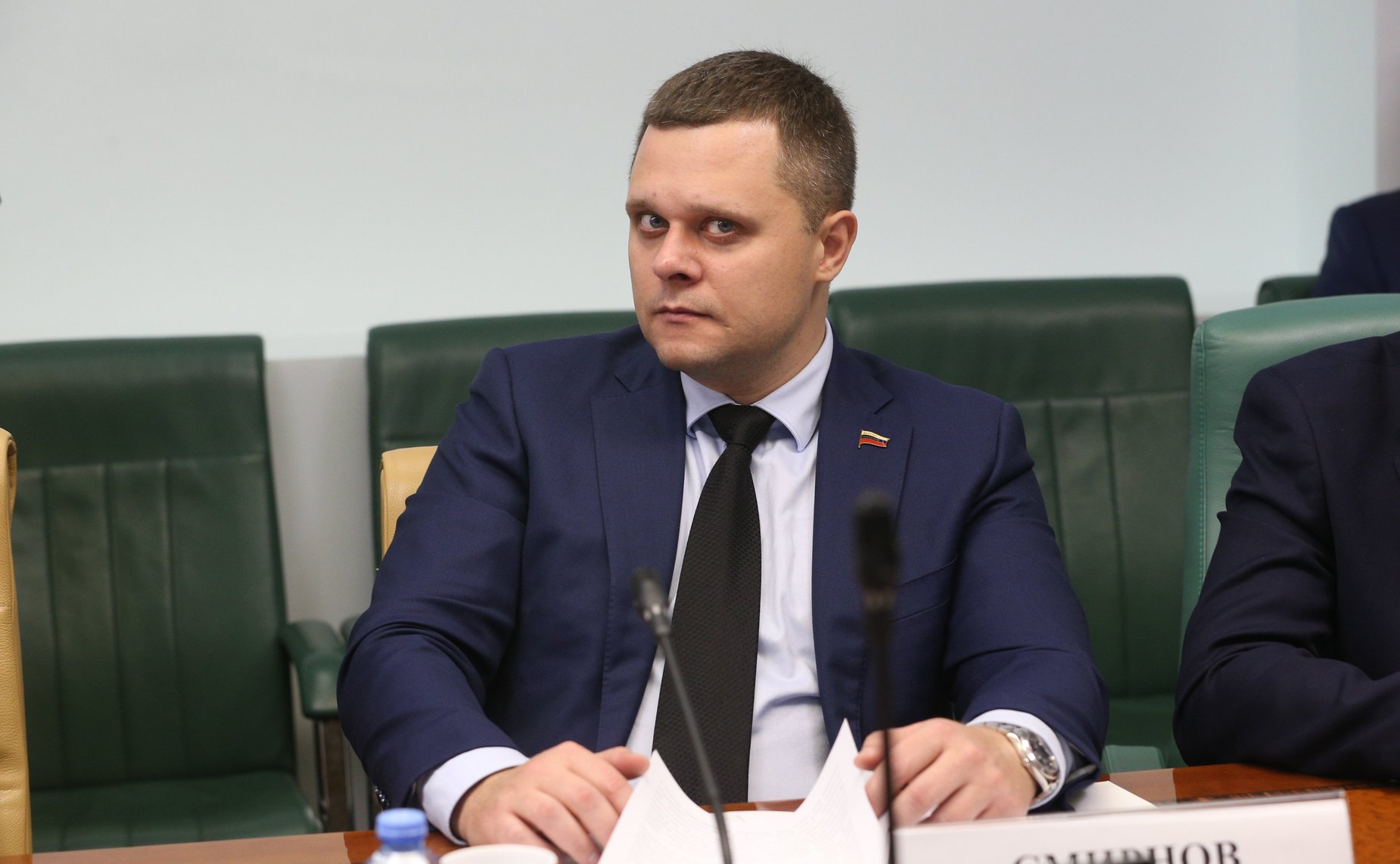 Заседание «круглого стола» с участием членов Палаты молодых законодателей