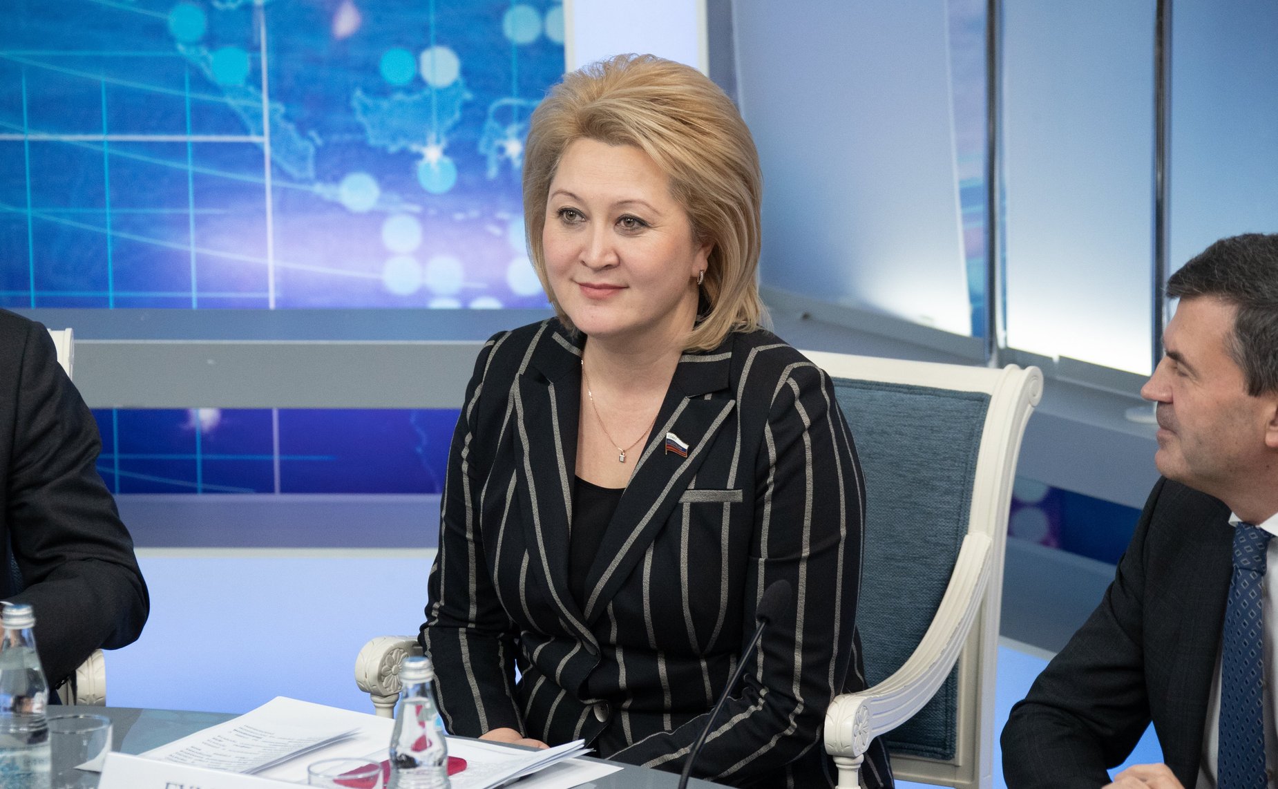 Встреча Л. Гумеровой с участниками и организаторами XVII Всероссийского конкурса молодежных авторских проектов и проектов в сфере образования «Моя страна – моя Россия»