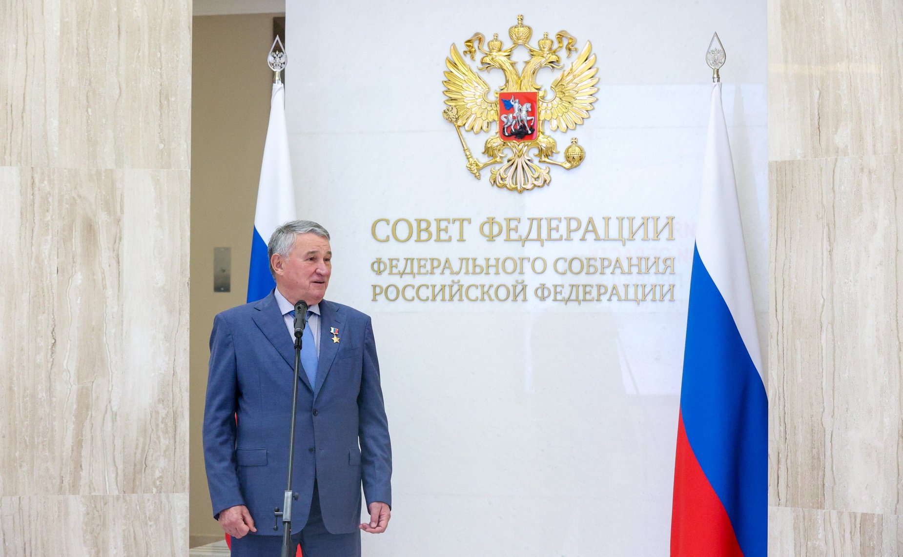 Заместитель Председателя Совета Федерации Юрий Воробьев