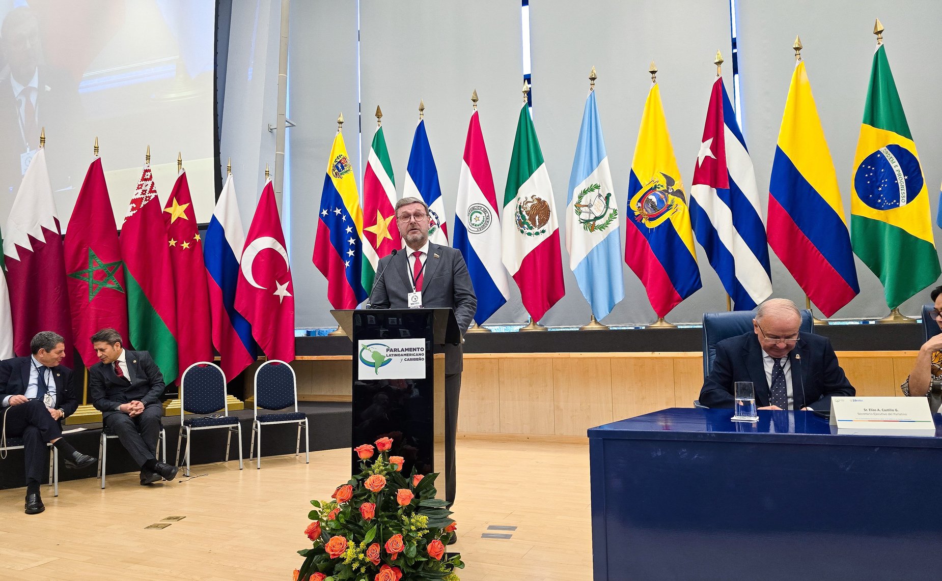 Заместитель Председателя Совета Федерации Константин Косачев выступил на пленарном заседании 39-й сессии Ассамблеи Парламента стран Латинской Америки и Карибского бассейна (ПАРЛАТИНО) в г. Панама