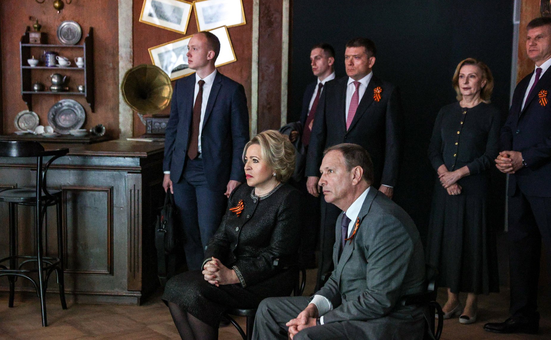 В Музее Победы делегация Совета Федерации осмотрела новую историко-мультимедийную экспозицию «Путь к Победе!», посвященную событиям, произошедшим на полях сражений в годы Великой Отечественной войны