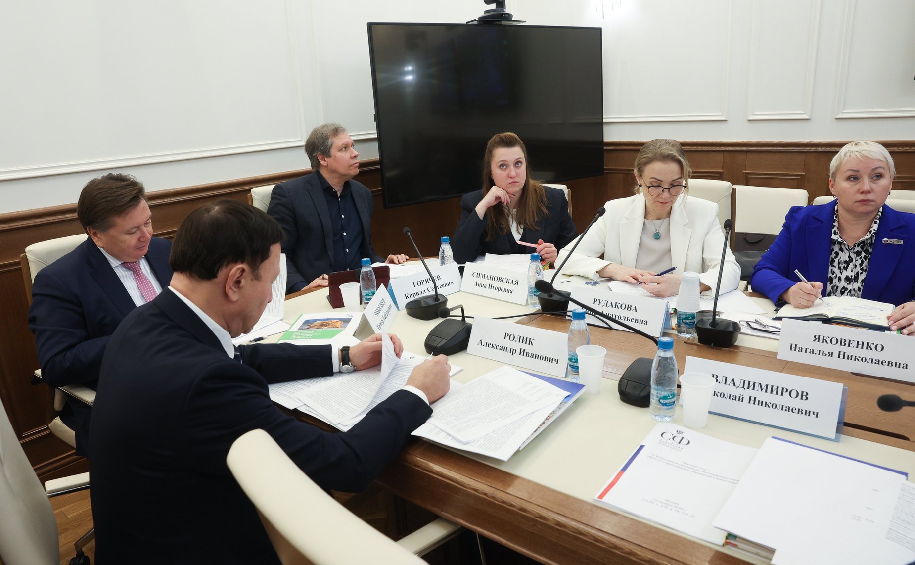 Круглый стол Комитета СФ по аграрно-продовольственной политике и природопользованию на тему «О мониторинге реализации законодательства в области ответственного обращения с животными»