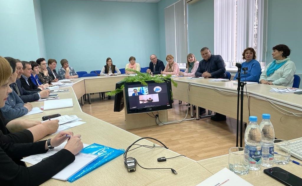 Сергей Рябухин в ходе поездки в регион принял участие в работе XXXIII сессии Совета региональных и местных властей региона