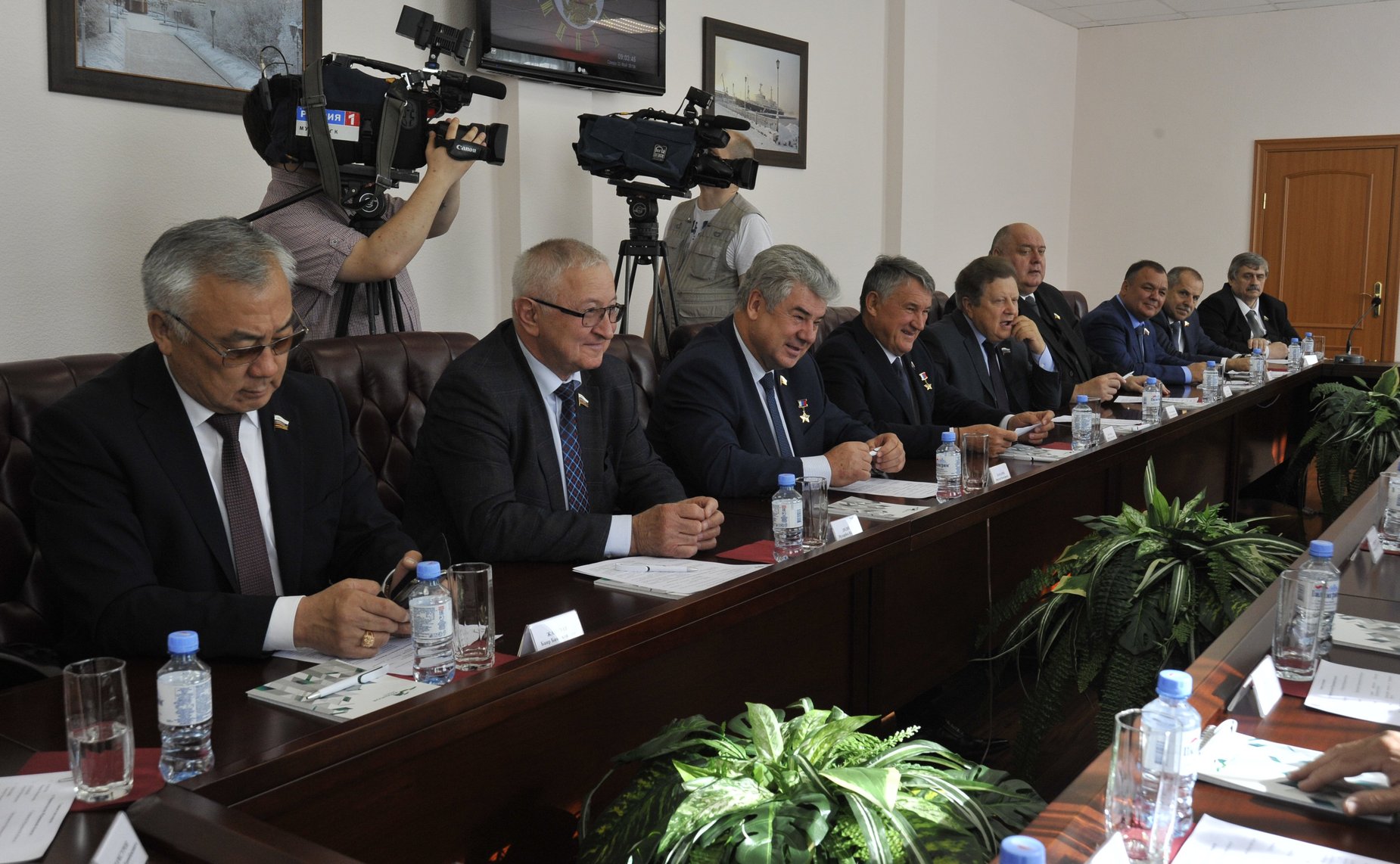 Выездное заседание Комитета СФ по обороне и безопасности в Гаджиево (Мурманская область)