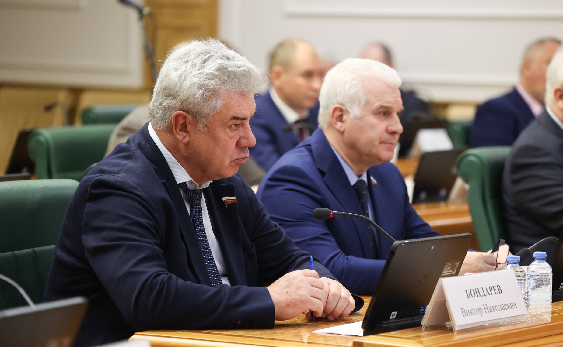 На заседании Комитета СФ по обороне и безопасности проведены консультации по предложенной Президентом РФ кандидатуре на должность Министра обороны