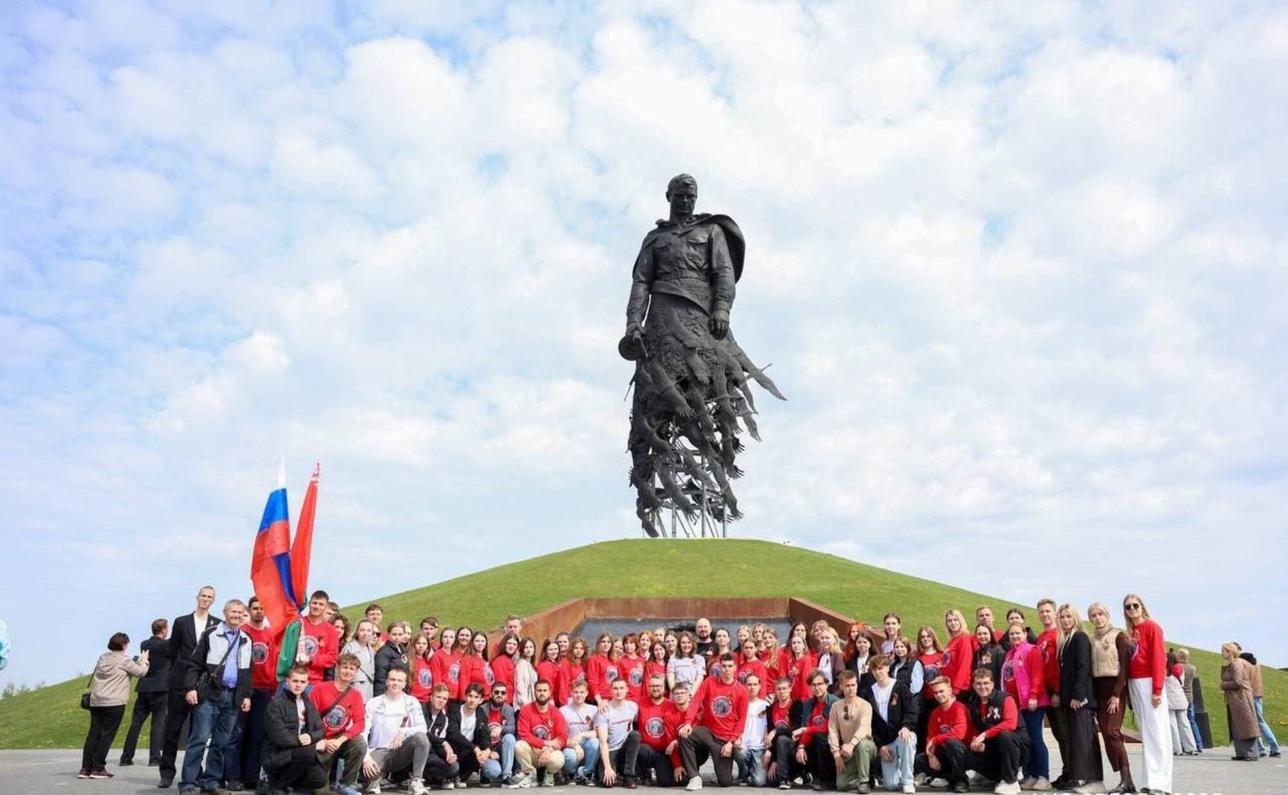 Людмила Скаковская поприветствовала организаторов и участников масштабной патриотической экспедиции «Непокоренные»