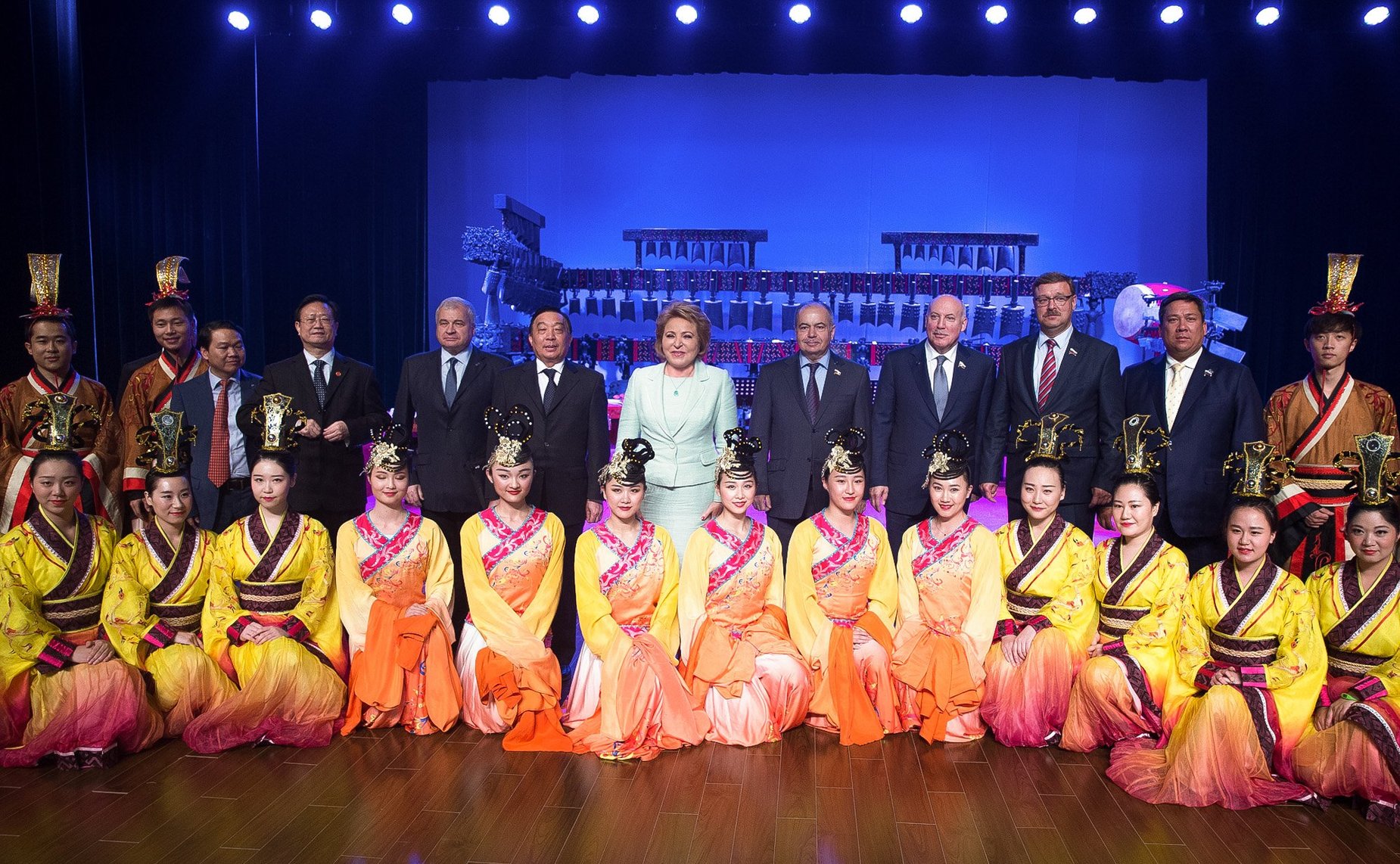 На концерте народных коллективов КНР