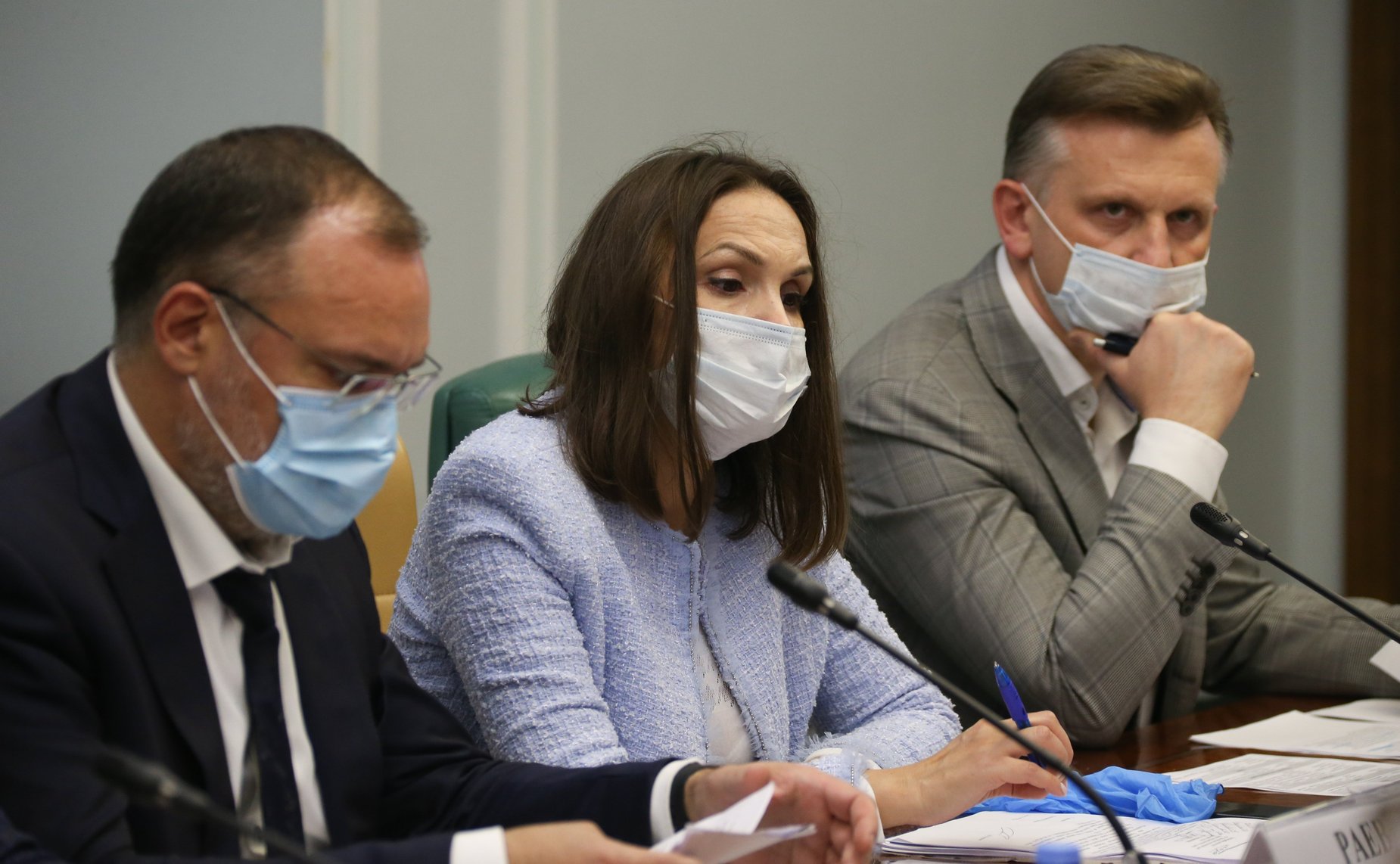 «Круглый стол» на тему «О законодательном обеспечении предотвращения негативных социально-экономических последствий, связанных с несостоятельностью (банкротством)»