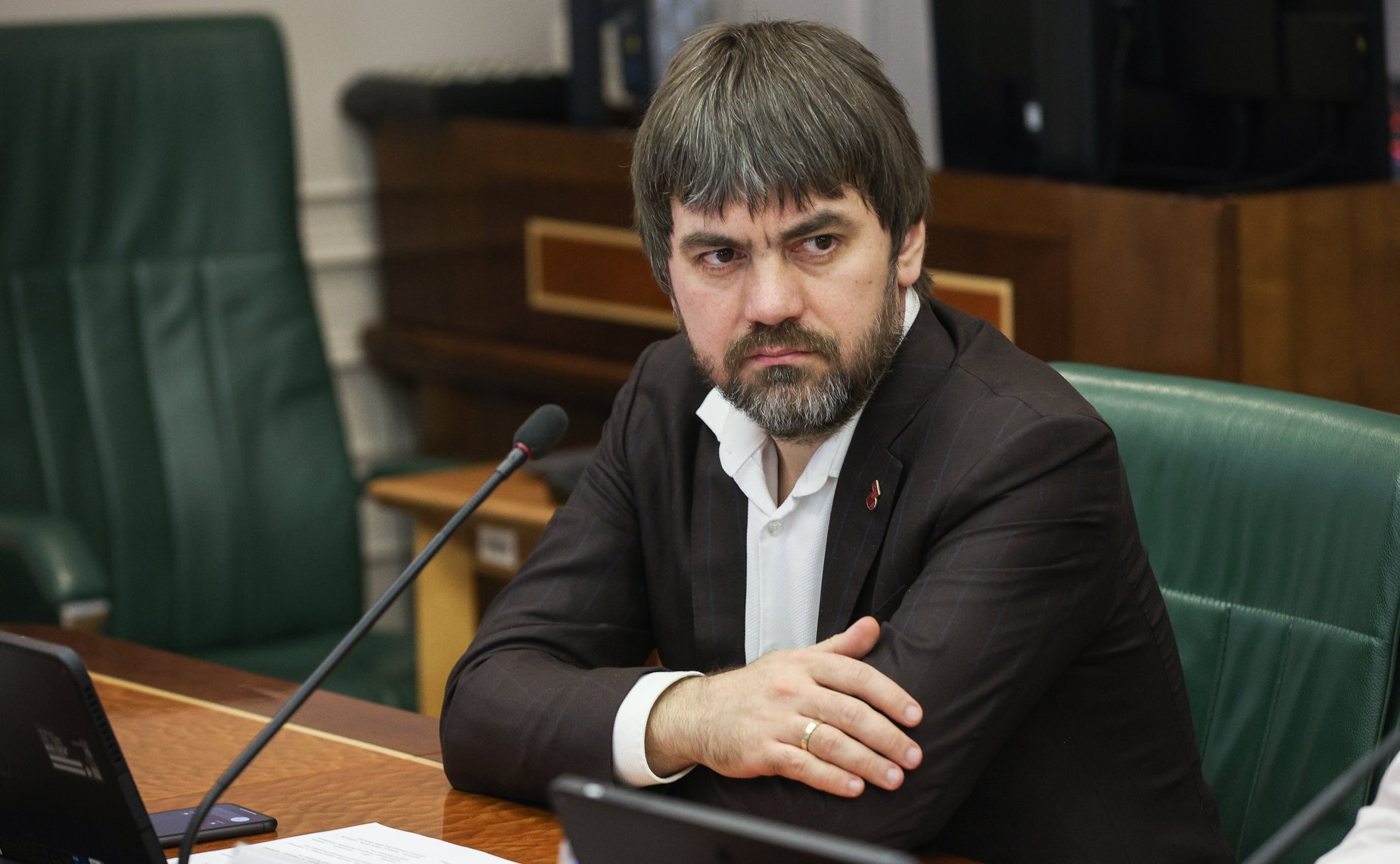Совещание Комитета Совета Федерации по экономической политике «Проблемы сдачи квалификационного экзамена оценщиками»