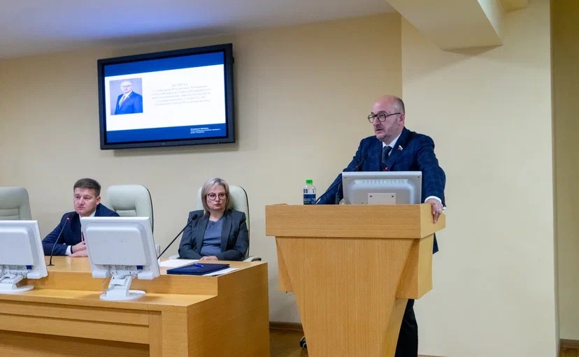 Олег Цепкин заключил соглашение об организации Сенаторского дискуссионного клуба в Южно-Уральском государственном университете