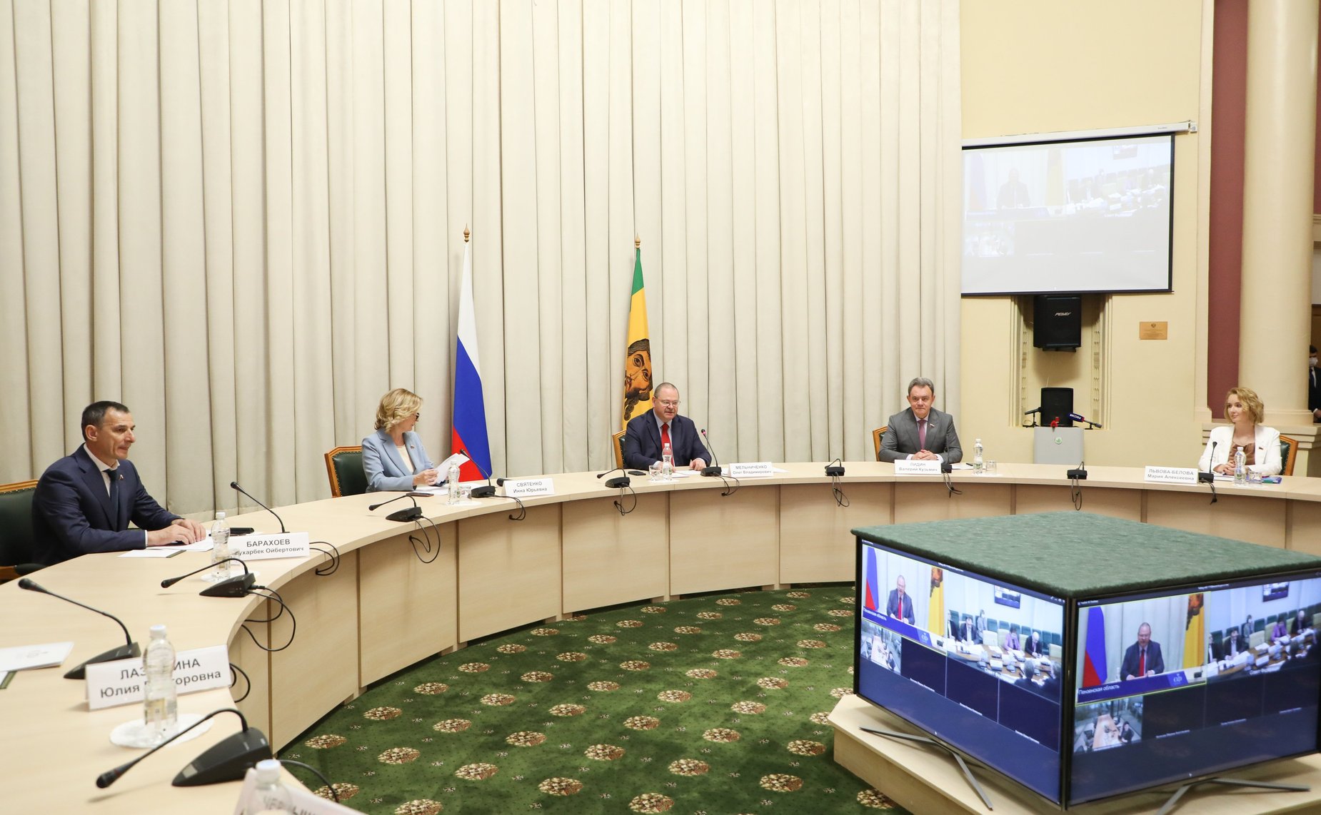 Выездной «круглый стол» Комитета СФ по социальной политике