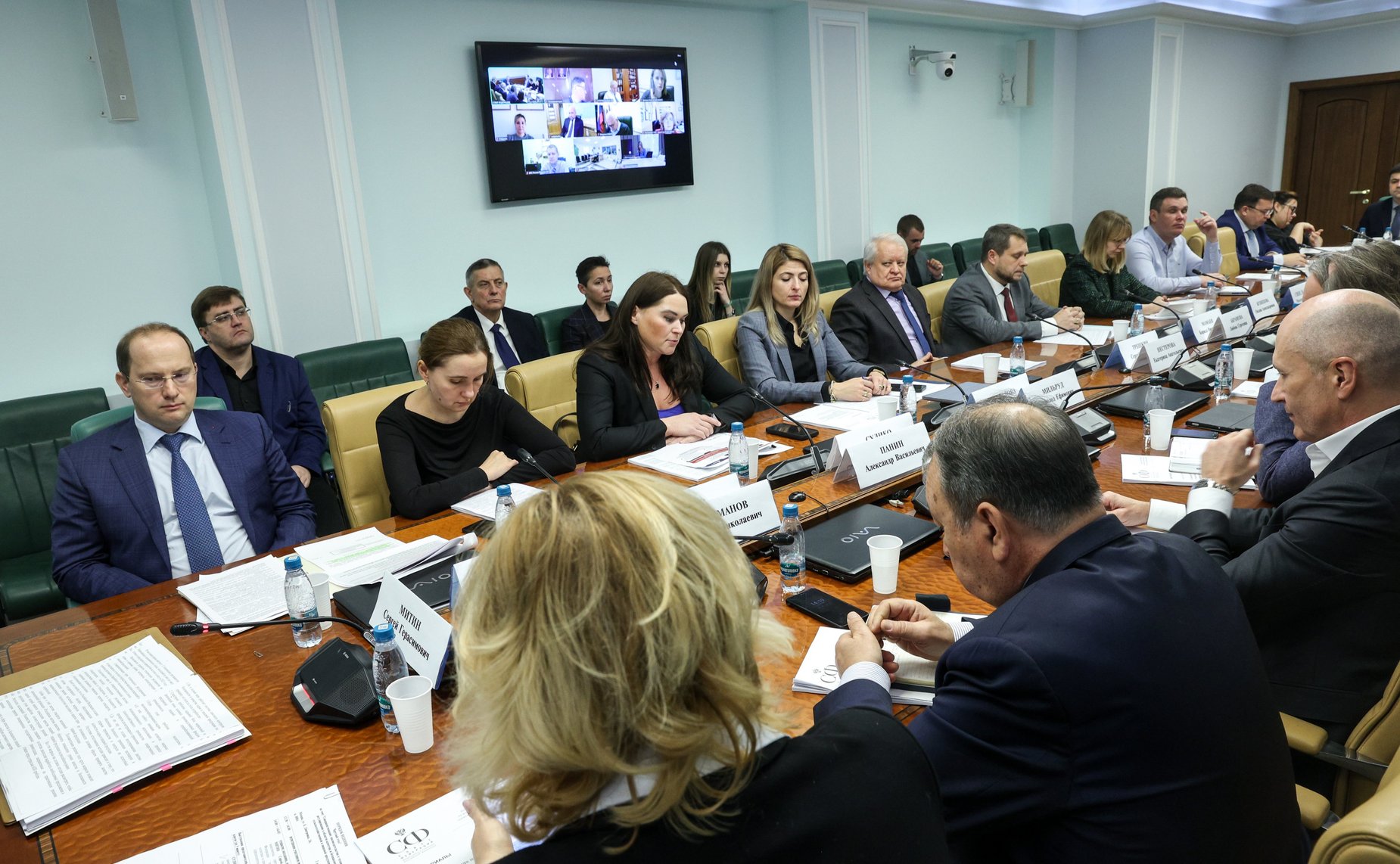 Круглый стол на тему «Совершенствование законодательства о техническом регулировании в области качества и безопасности сельскохозяйственной и пищевой продукции»