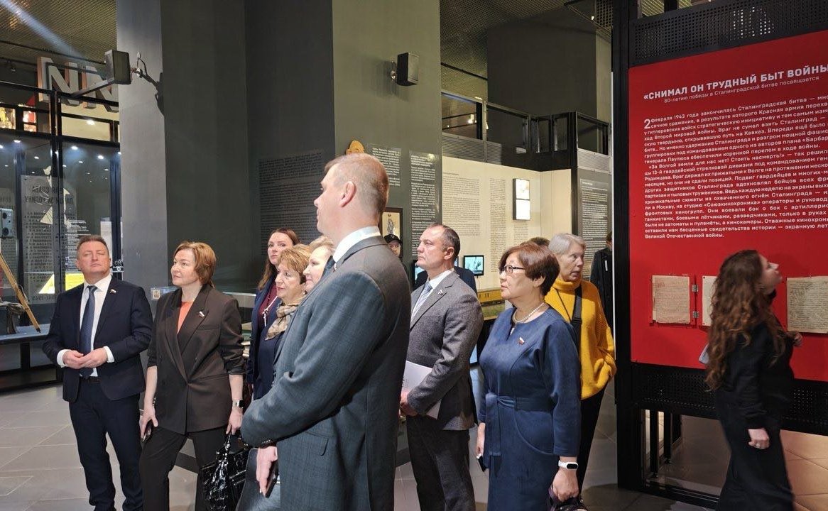 Лилия Гумерова провела заседание круглого стола на тему «Приоритеты государственной политики в области кинематографии, направленной на обеспечение культурного суверенитета России»