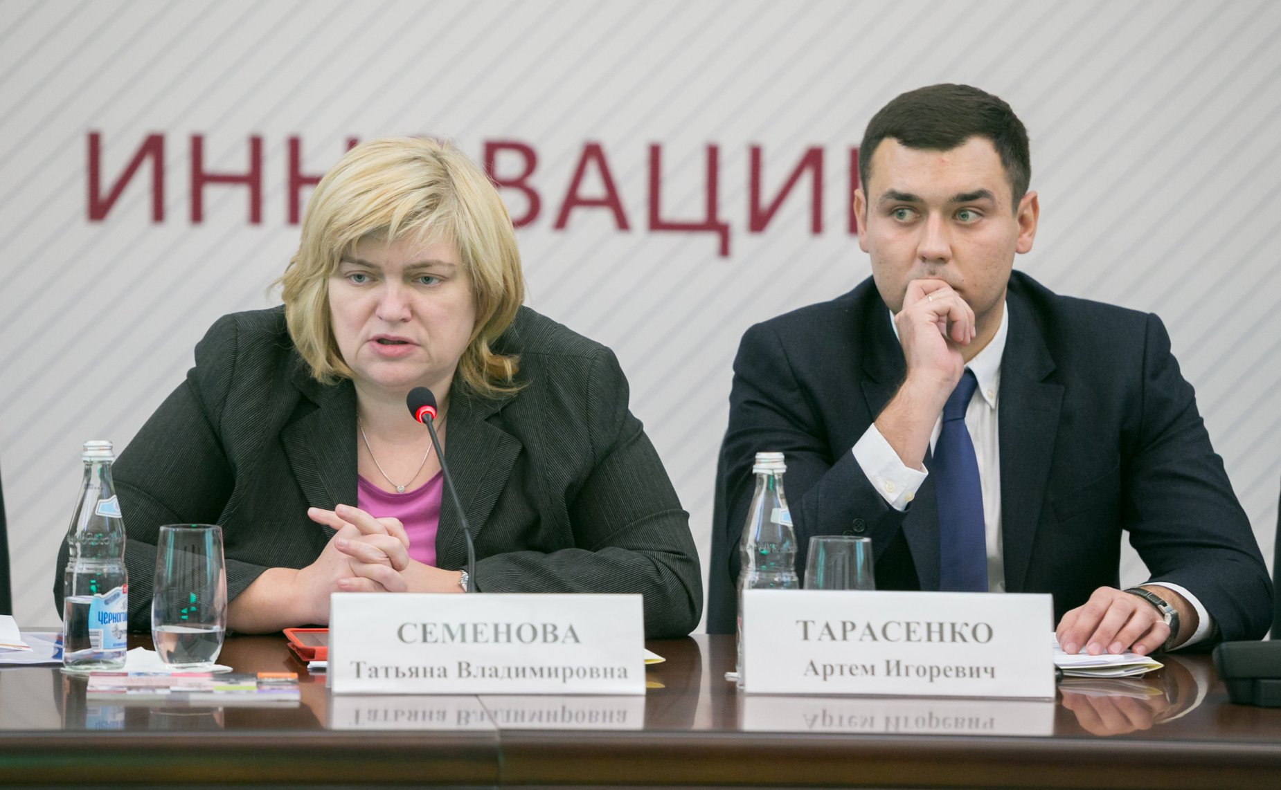 Людмила Козлова провела «круглый стол» на тему «Законодательные аспекты подготовки и переподготовки кадров в сфере здравоохранения»