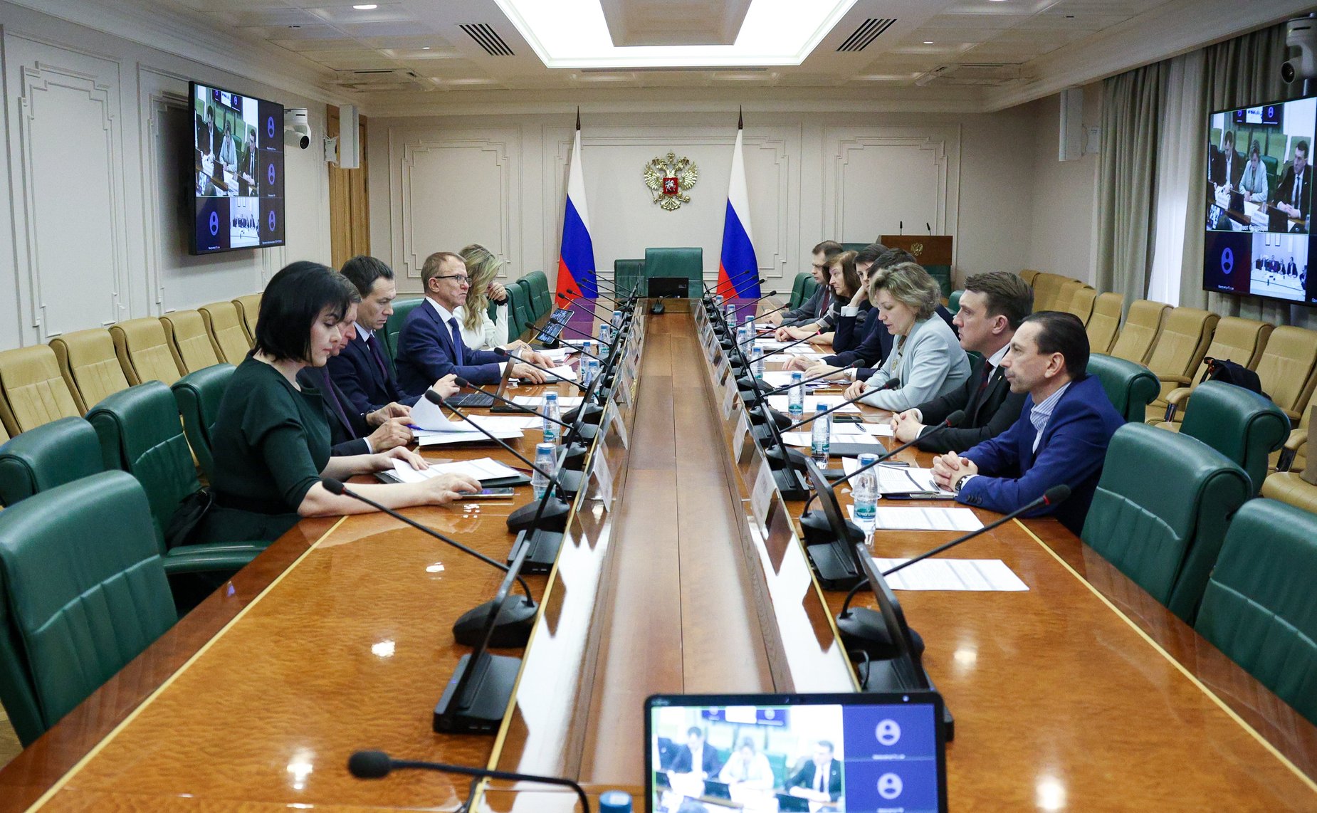 Круглый стол на тему «Инфраструктура поддержки субъектов малого и среднего предпринимательства в условиях реализации национального проекта «Эффективная и конкурентная экономика»