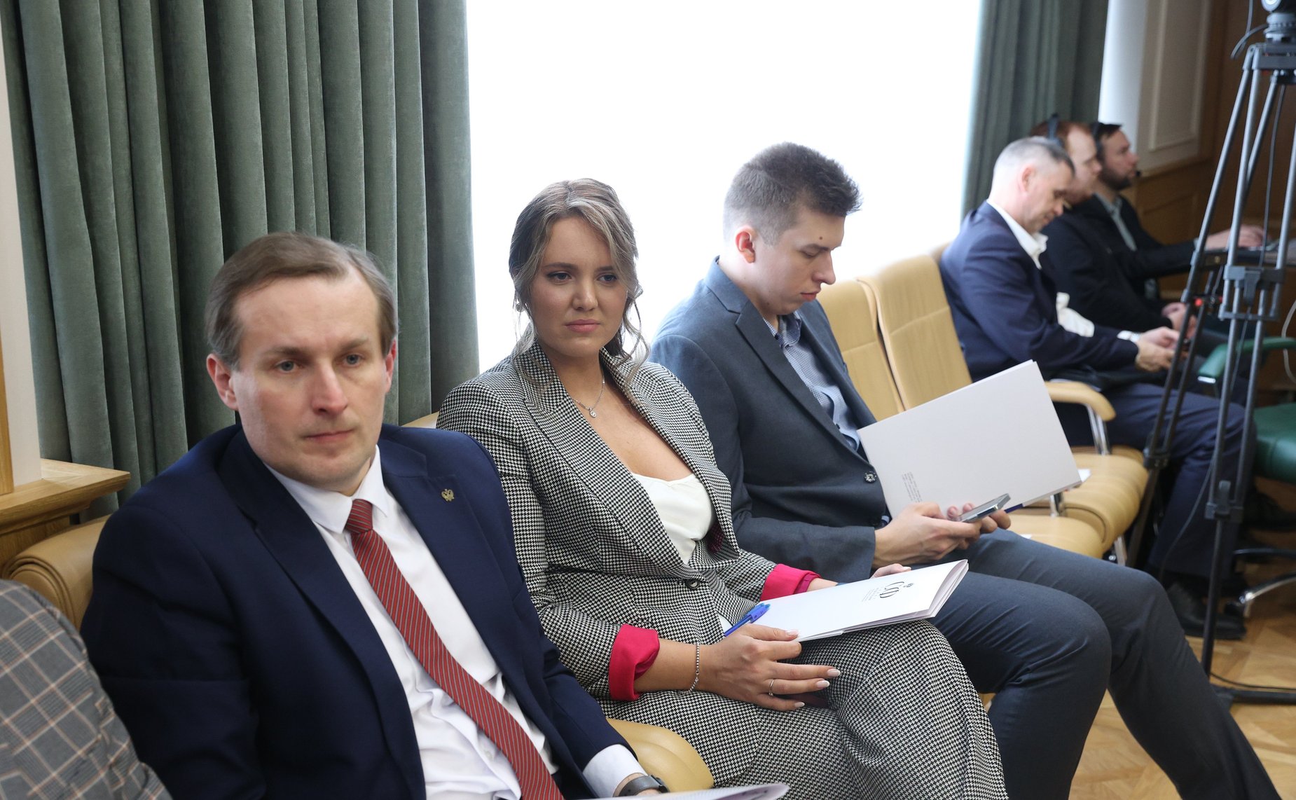 Встреча Председателя СФ Валентины Матвиенко с победителями Всероссийского конкурса молодежных авторских проектов и проектов в сфере образования «Моя страна- моя Россия»