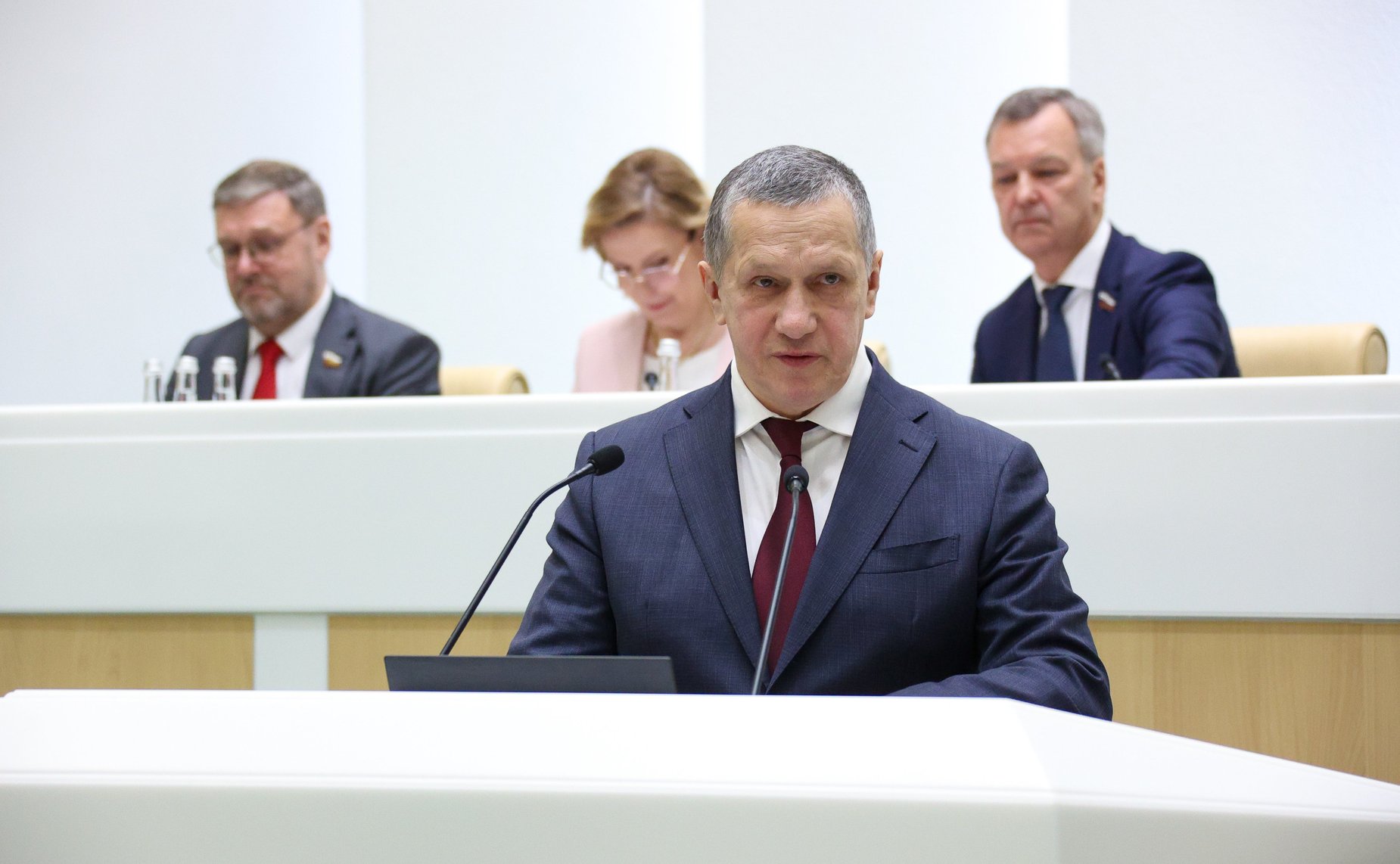 Заместитель Председателя Правительства Российской Федерации – полномочный представитель Президента Российской Федерации в Дальневосточном федеральном округе Юрий Трутнев