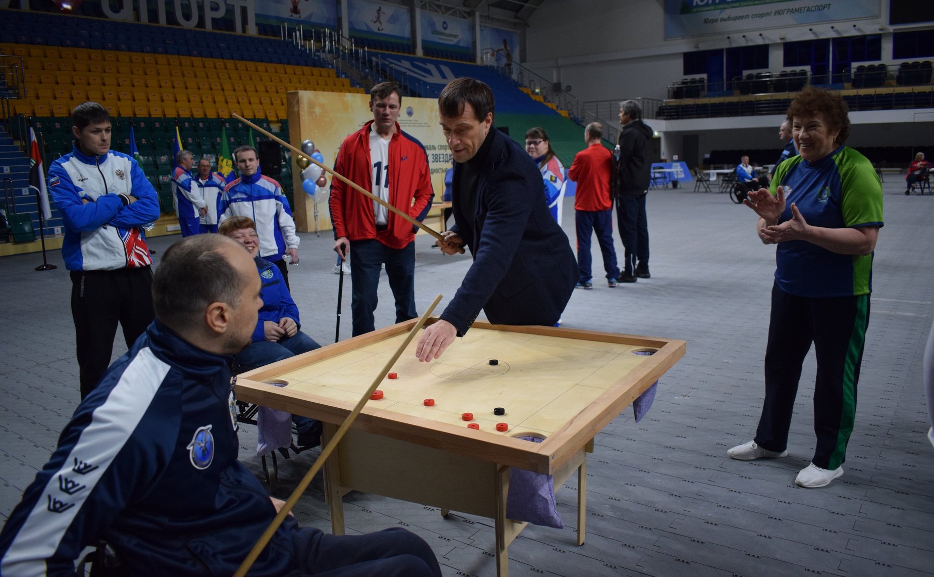 Эдуард Исаков посетил знаковые международные и региональные мероприятия, приуроченные ко Дню образования Ханты-Мансийского автономного округа – Югры