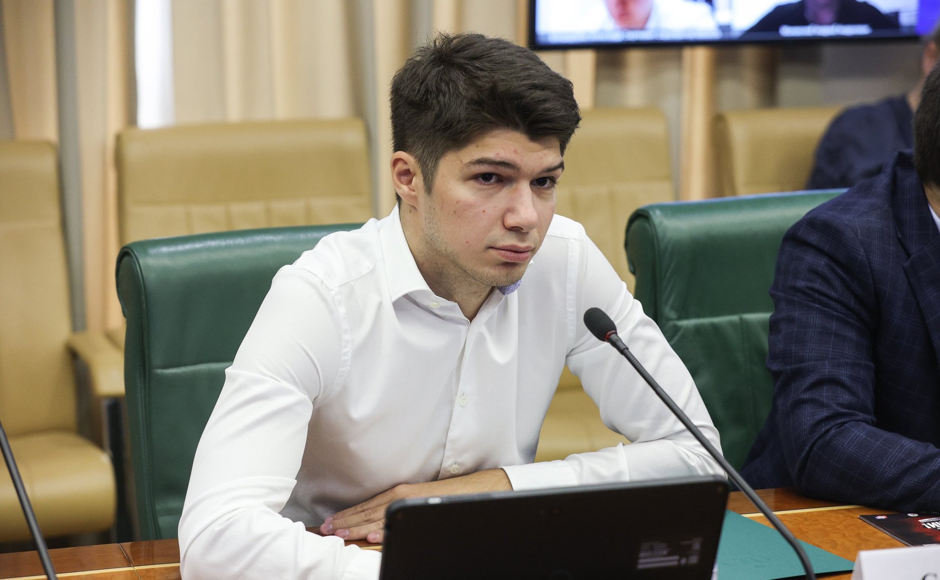 Встреча Палаты молодых законодателей при СФ с представителями общественных организаций