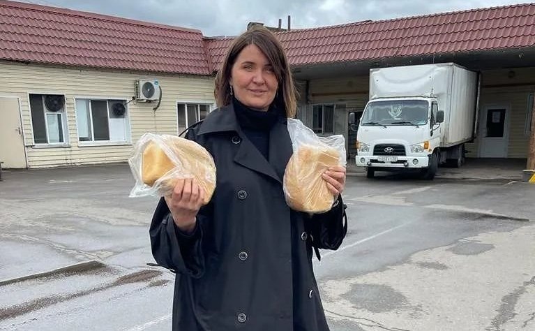 Юлия Лазуткина в рамках рабочей поездки в регион посетила Нижнеломовский, Наровчатский и Сердобский районы