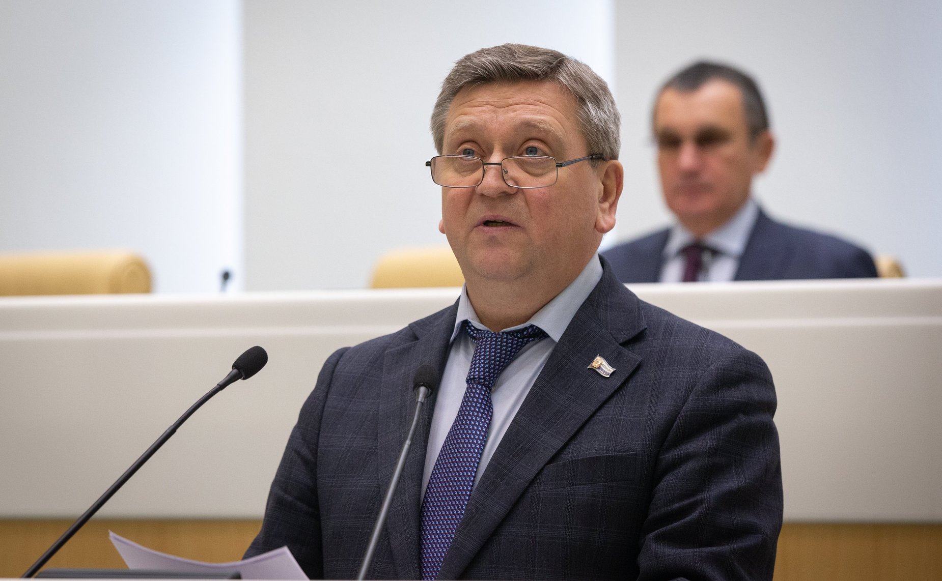 Александр Лутовинов