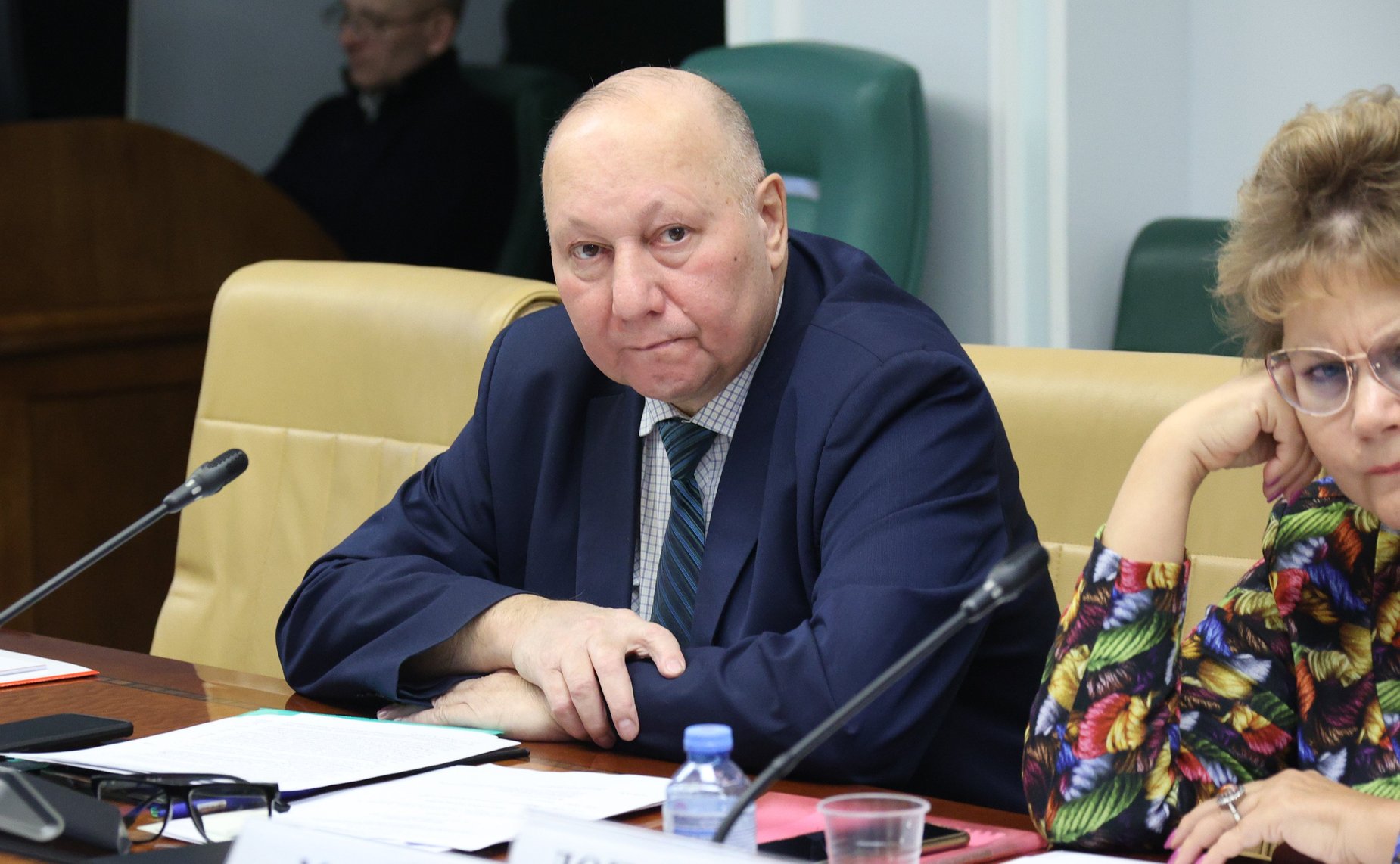 Круглый стола Комитета СФ по конституционному законодательству и государственному строительству «Актуальные проблемы разграничения уголовной и административной ответственности за незаконные действия, причиняющие вред атмосферному воздуху»