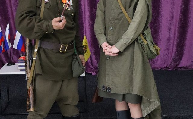 Сергей Михайлов презентовал переизданные книги забайкальского писателя С. Зарубина библиотечному фонду края