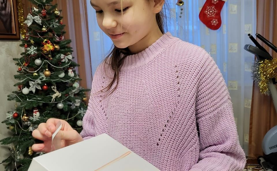 Эдуард Исаков в рамках Всероссийской акции «Ёлка желаний» вручил подарки детям в Ханты-Мансийском автономном округе — Югре