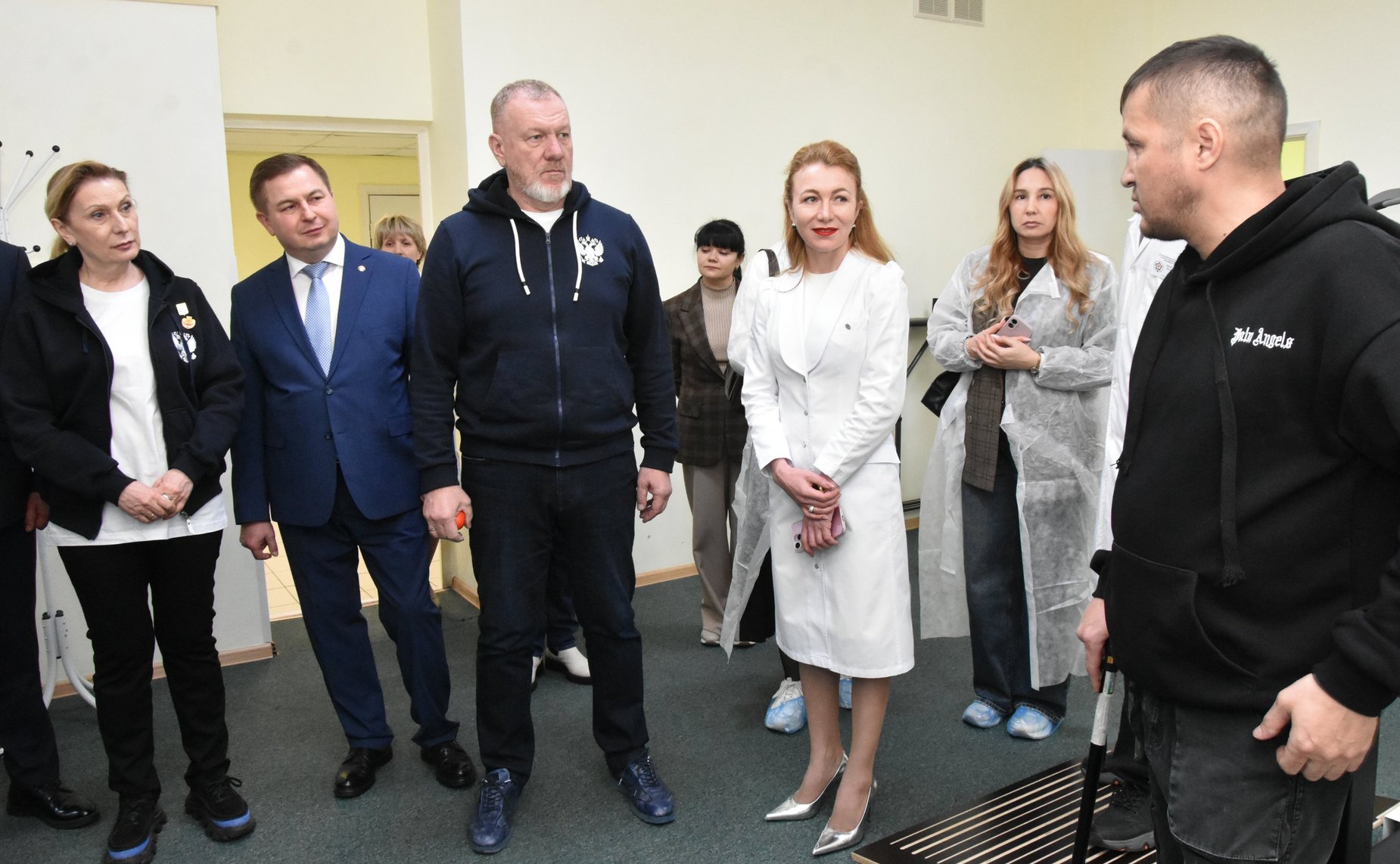 Сенаторы посетили Республиканский клинический госпиталь для ветеранов войн Минздрава Чувашии