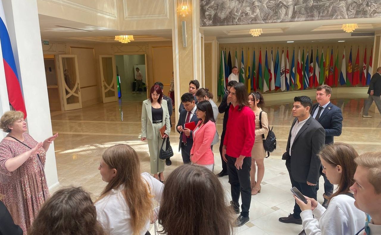 Александр Варфоломеев провел встречу с членами студенческого сообщества из Республики Никарагуа, проходящими обучение на территории Российской Федерации