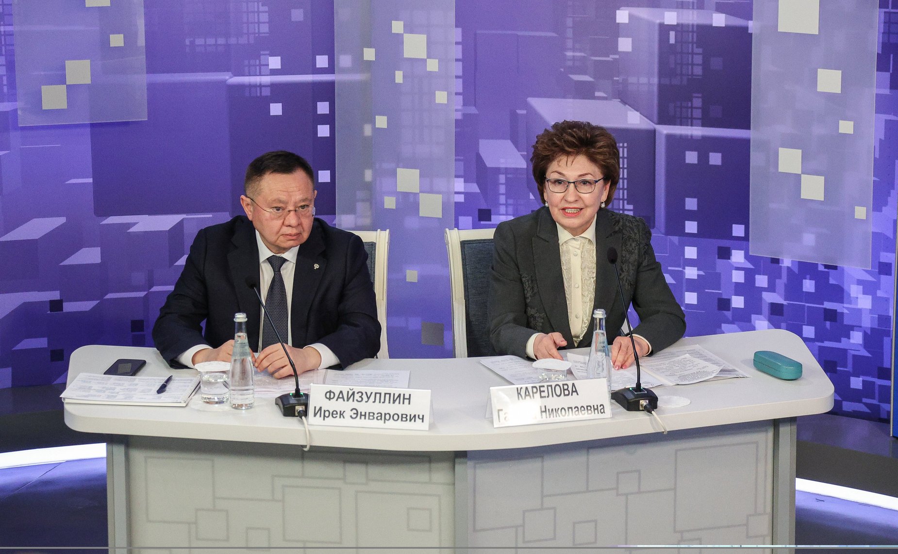 В Совете Федерации состоялся «Парламентский диалог» с Министром строительства и ЖКХ Иреком Файзуллиным