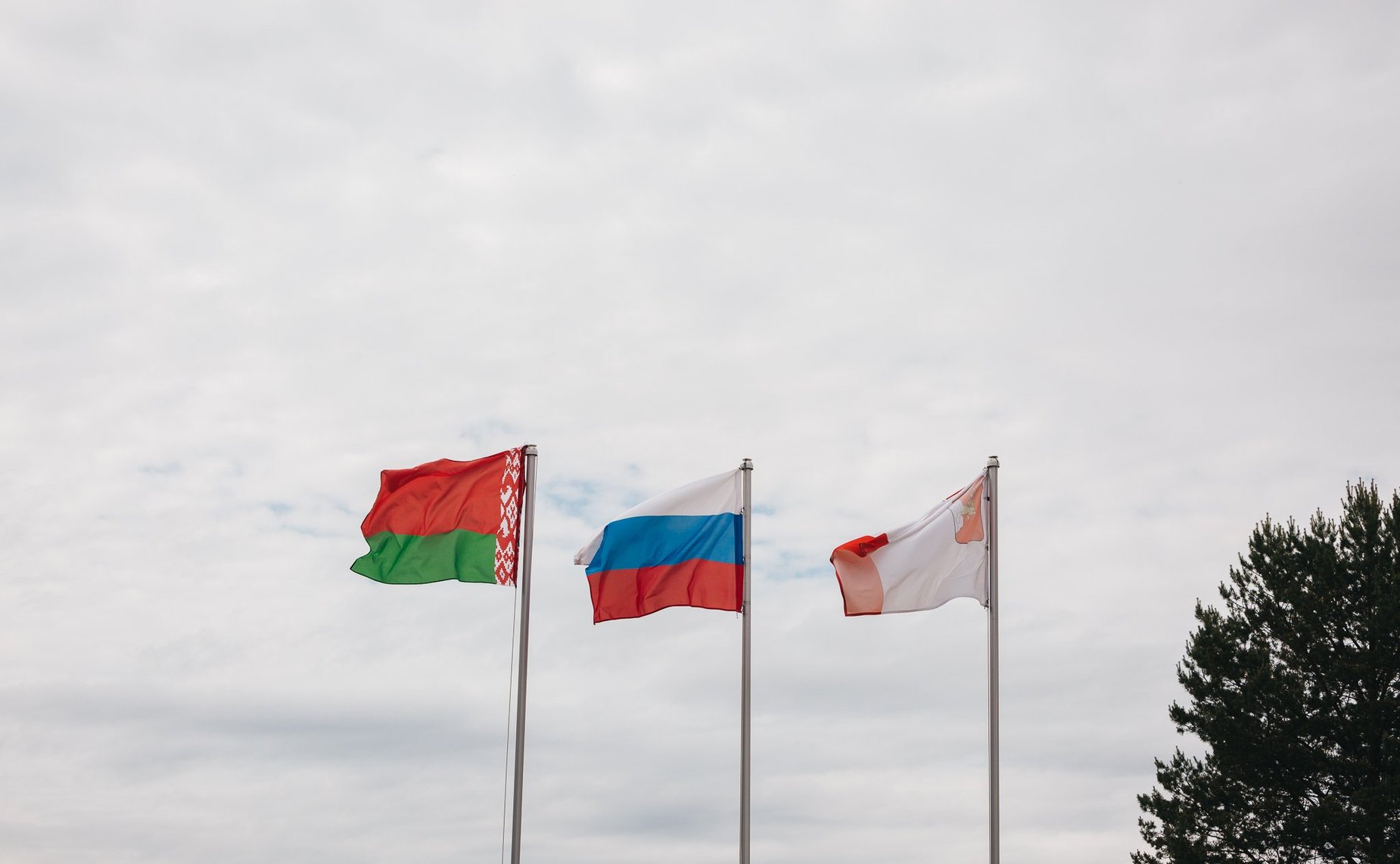 В Вологодской области на базе Образовательного центра – кадетской школы «Корабелы Прионежья» торжественно открылась каникулярная профориентационная школа «За безопасность!»