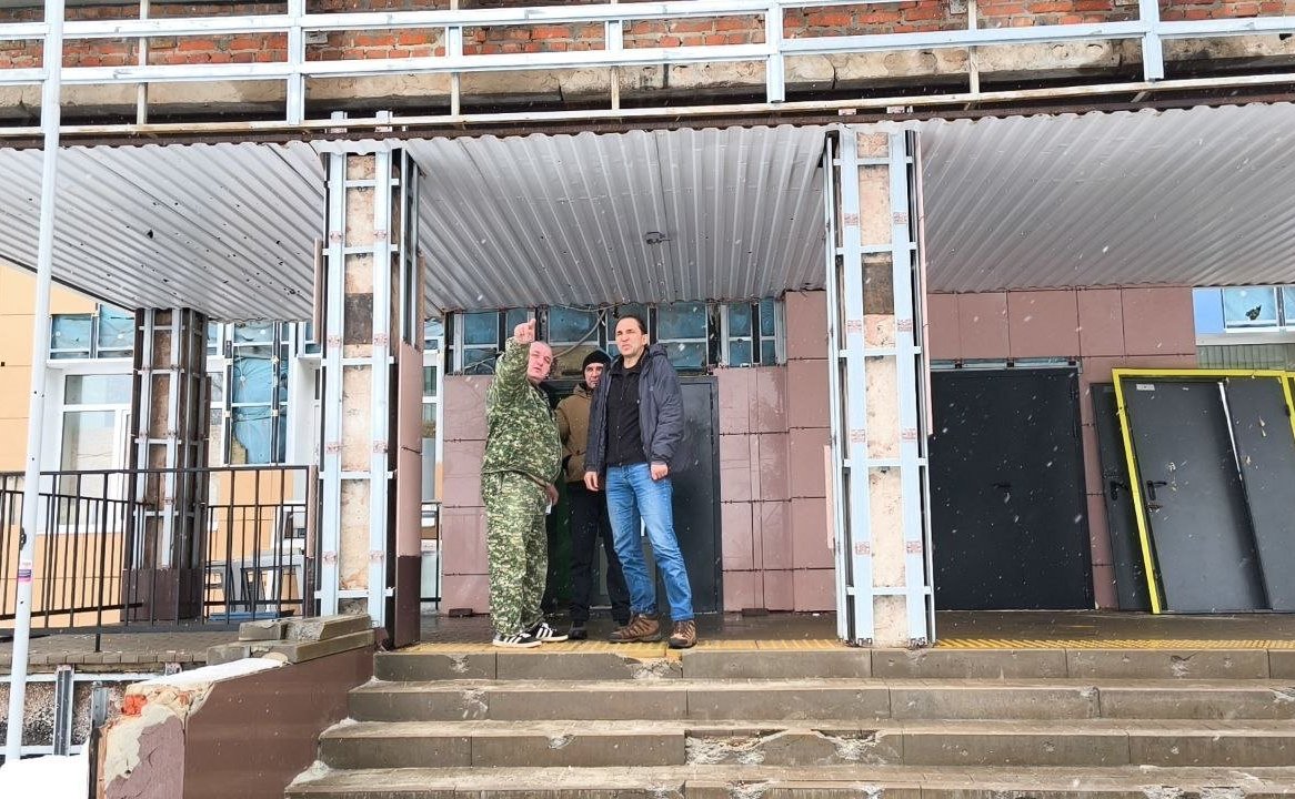 Андрей Хапочкин посетил социальные и оборонные объекты Шебекинского округа Белгородской области