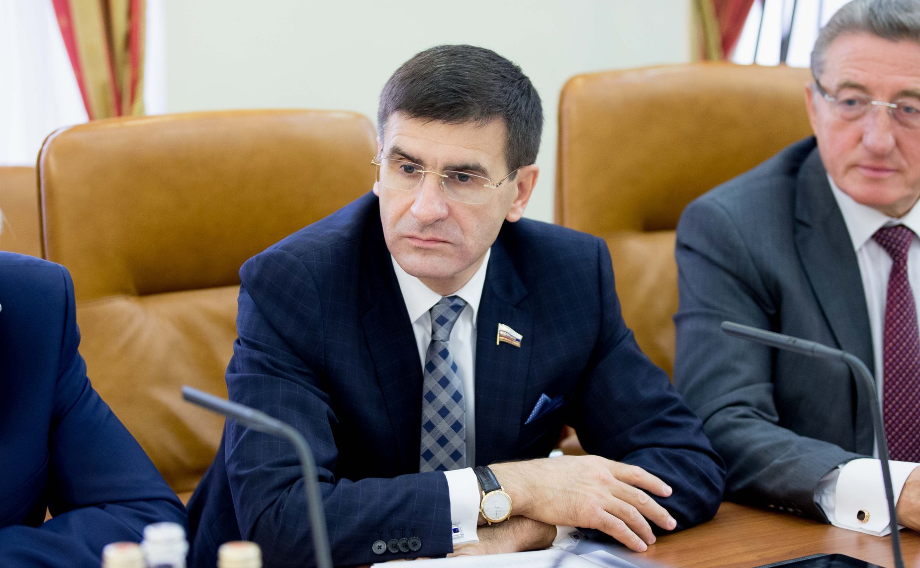 Заседание комитета по местному самоуправлению и делам Севера-6 Зуга