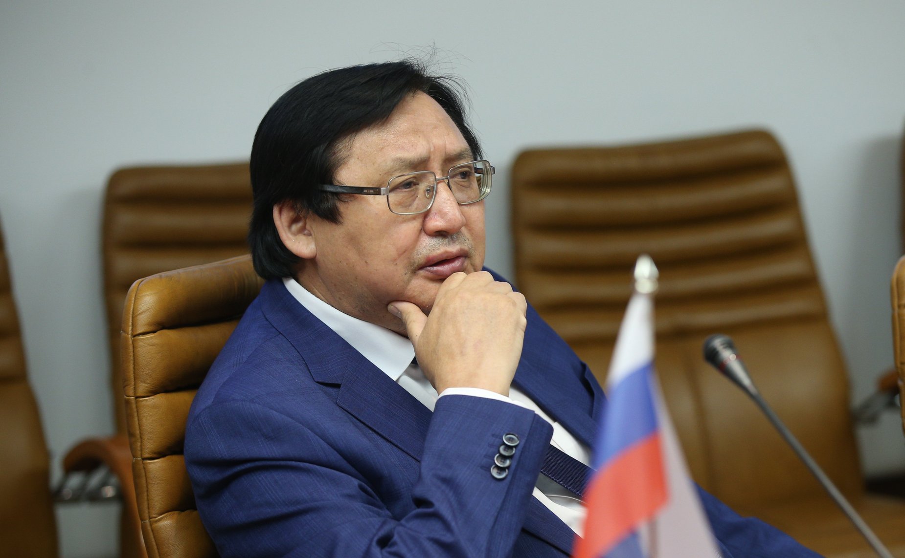 Александр Акимов