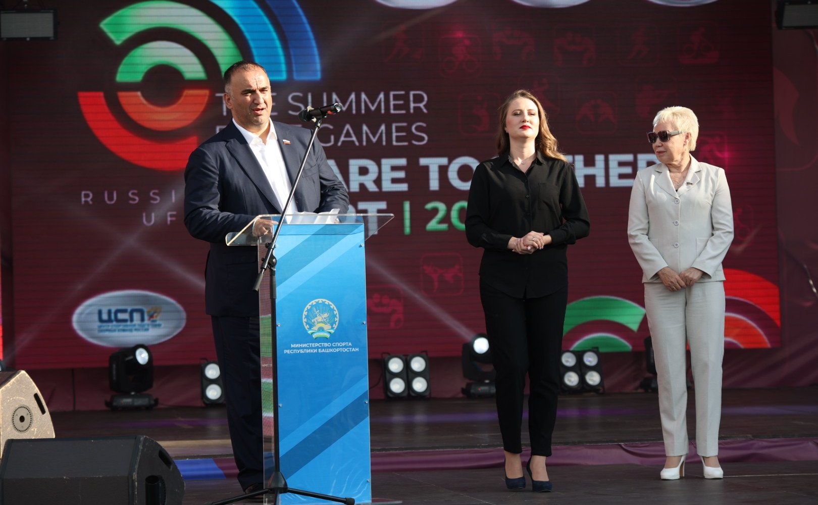 Мохмад Ахмадов принял участие в церемонии закрытия Летних игр сурдлимпийцев «Мы вместе. Спорт»