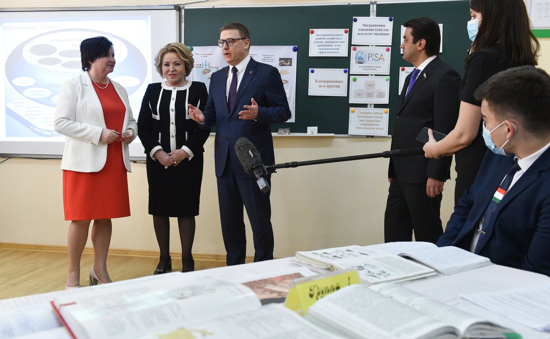 Валентина Матвиенко посетила в Душанбе Президентский лицей для одаренных детей – участника проекта «Российский учитель за рубежом»