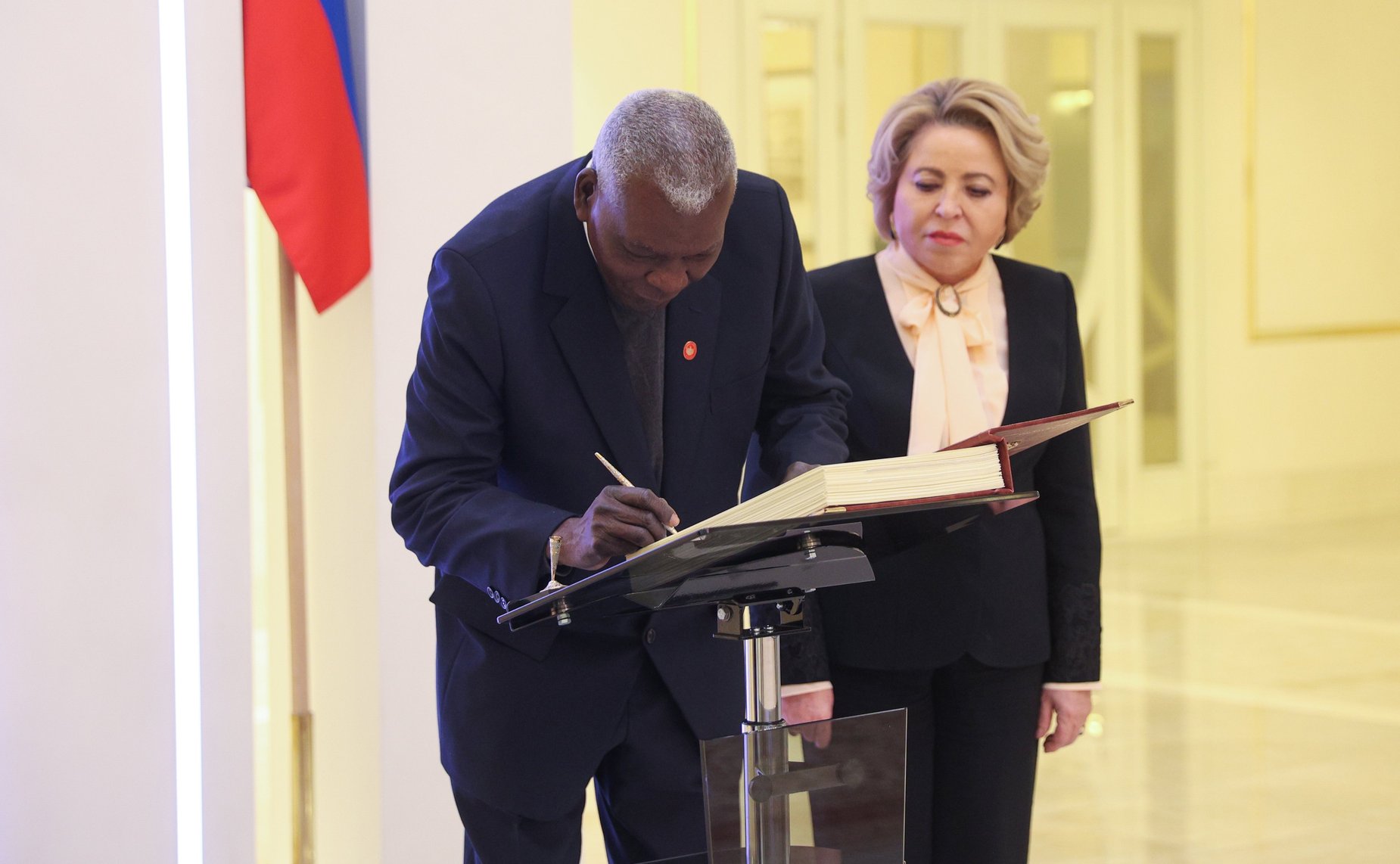 Встреча Председателя Совета Федерации Валентины Матвиенко с Председателем Национальной ассамблеи народной власти и Государственного Совета Республики Куба Эстебаном Ласо Эрнандесом