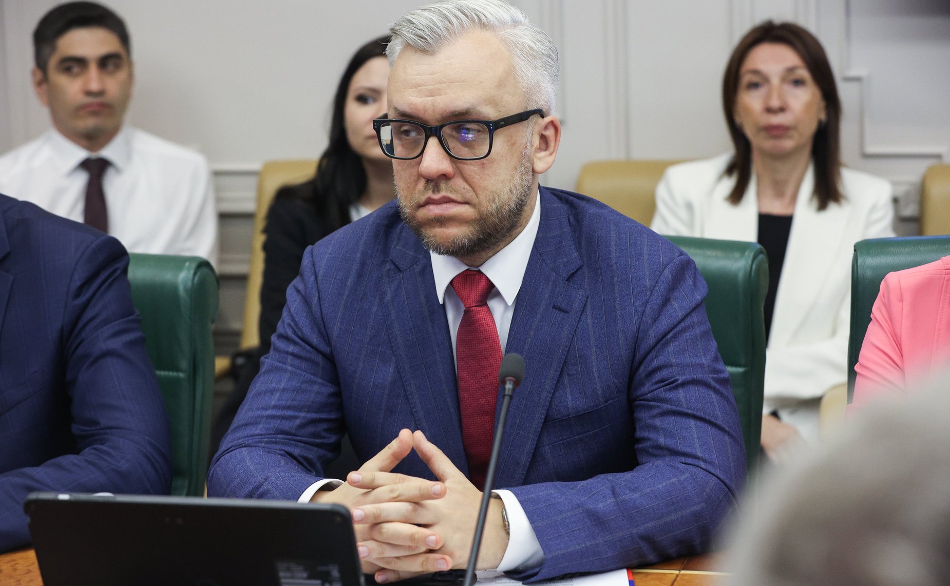 Круглый стол Комитета Совета Федерации по конституционному законодательству и государственному строительству на тему «Проблемы качества оказания юридических услуг: квалифицированное юридическое представительство и адвокатура. Пути взаимодействия»