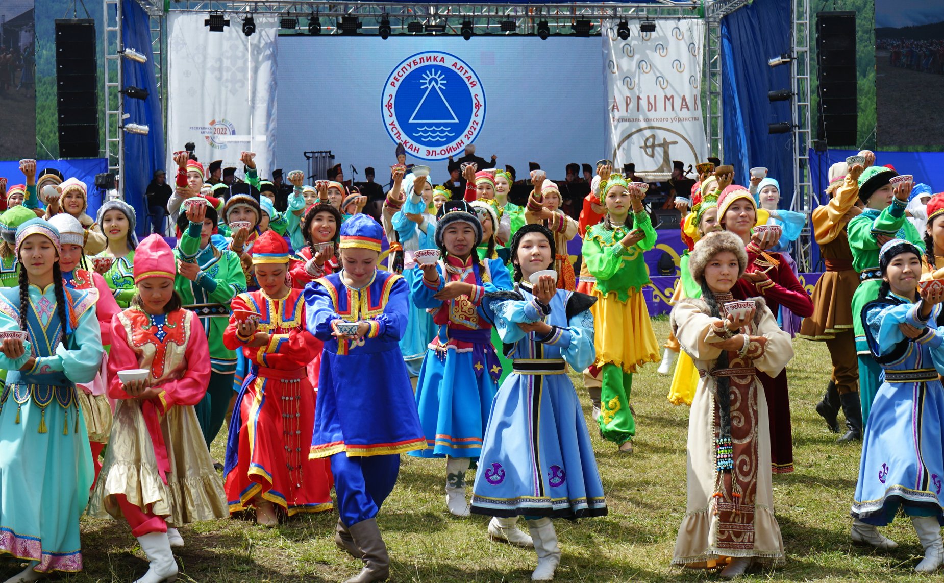 Межрегиональный праздник алтайского народа «Эл Ойын»